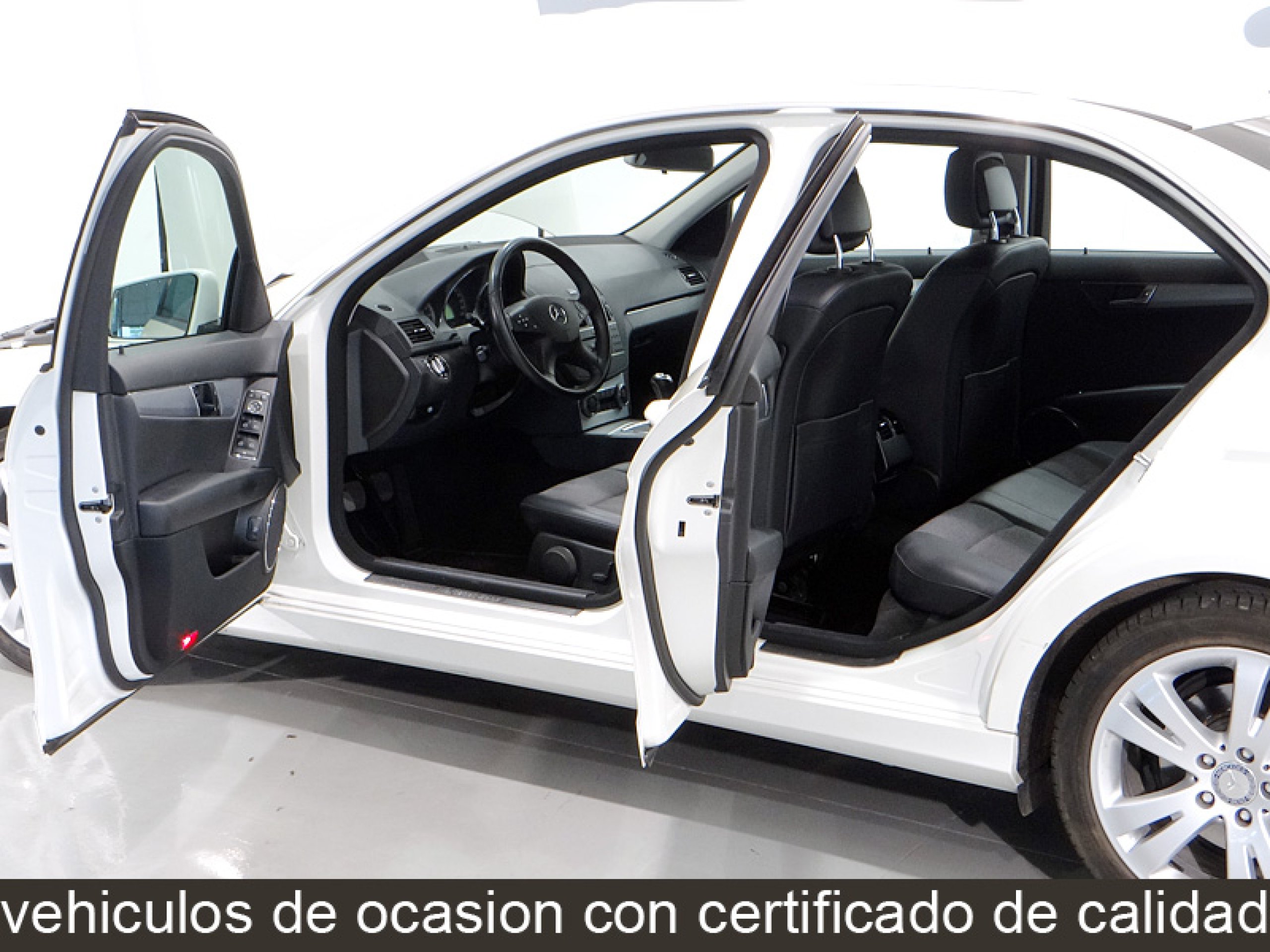 Foto Mercedes-Benz C 200 22