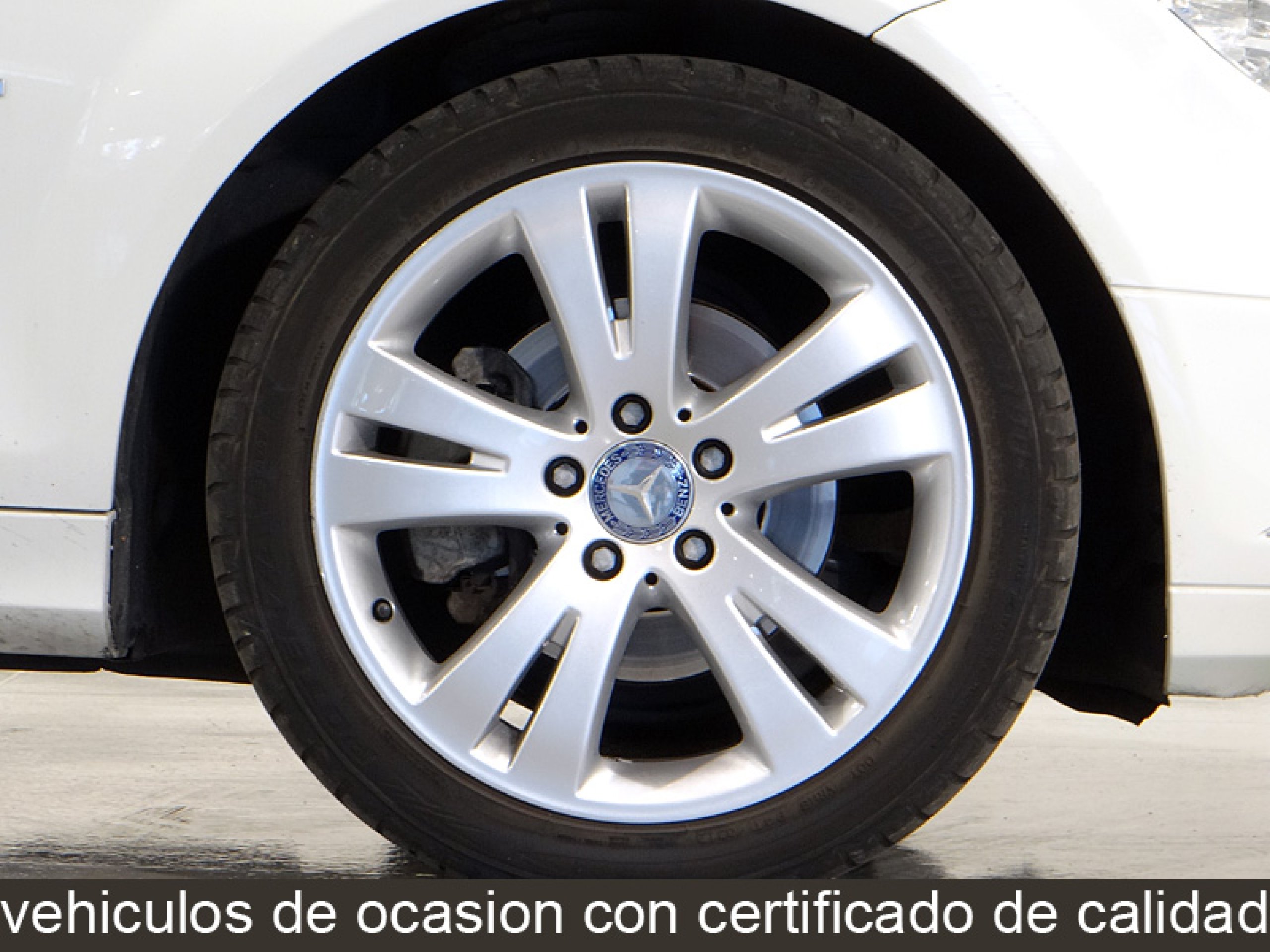 Foto Mercedes-Benz C 200 47