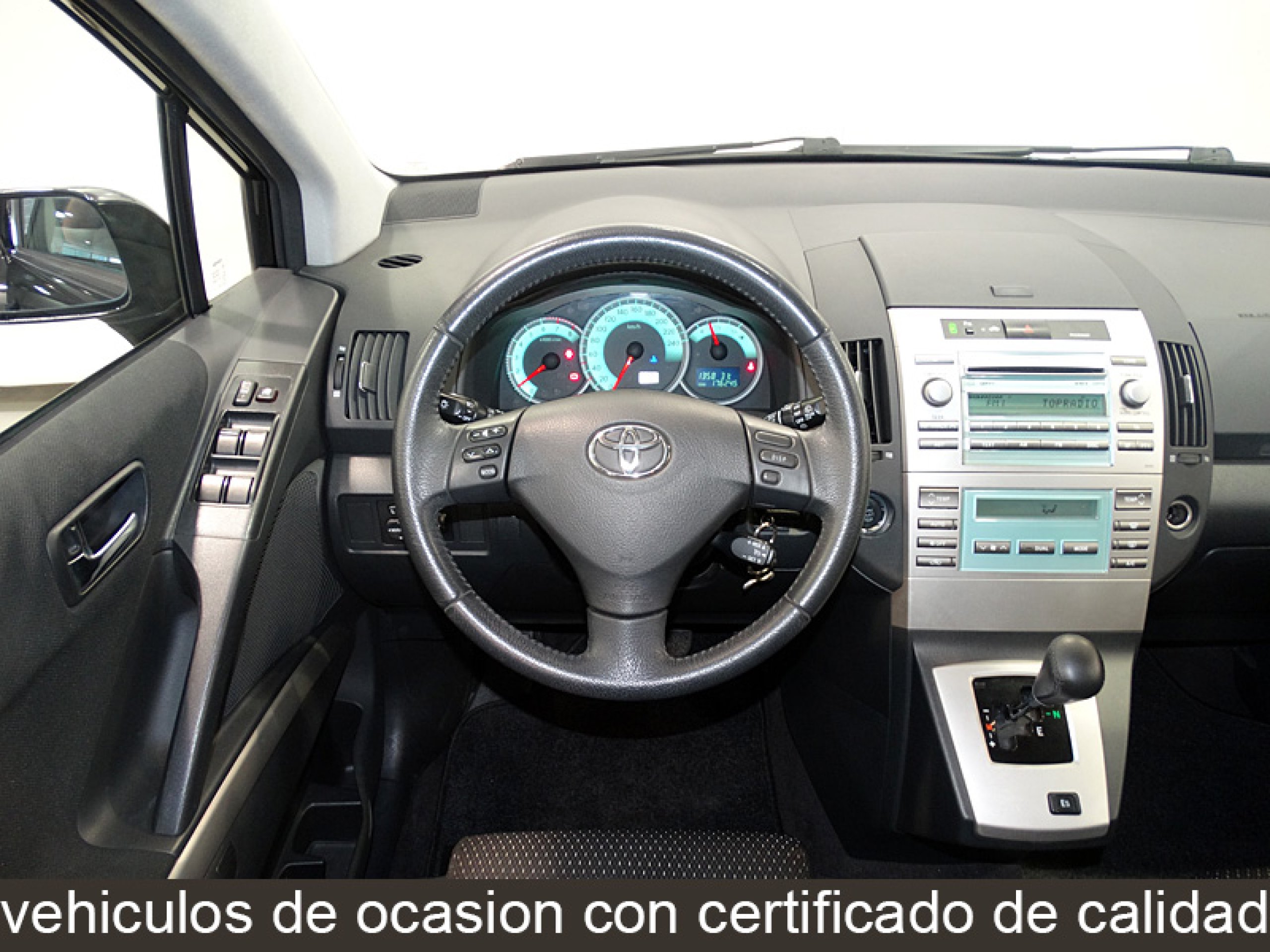 Foto Toyota Corolla Verso 16