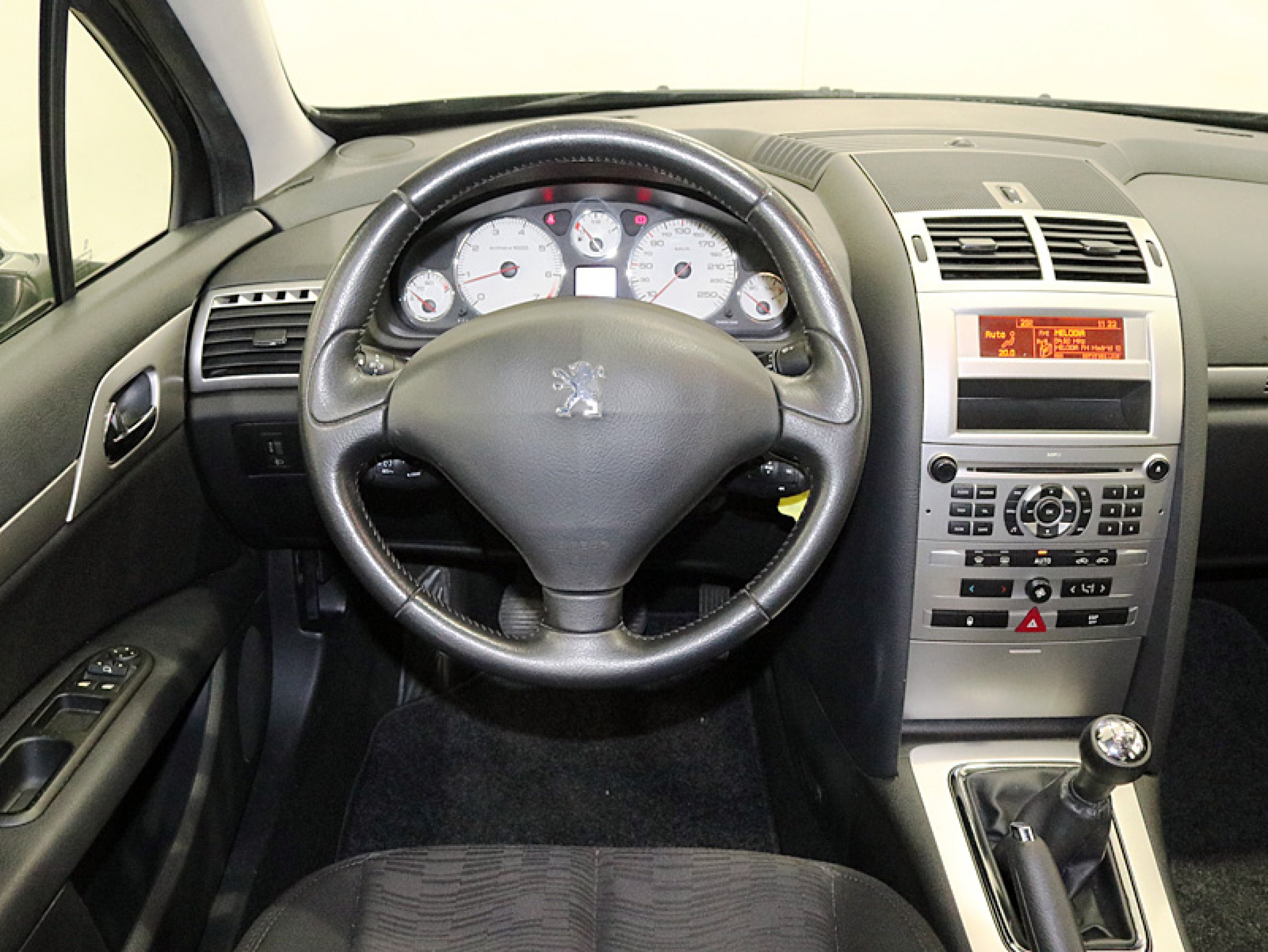Foto Peugeot 407 16