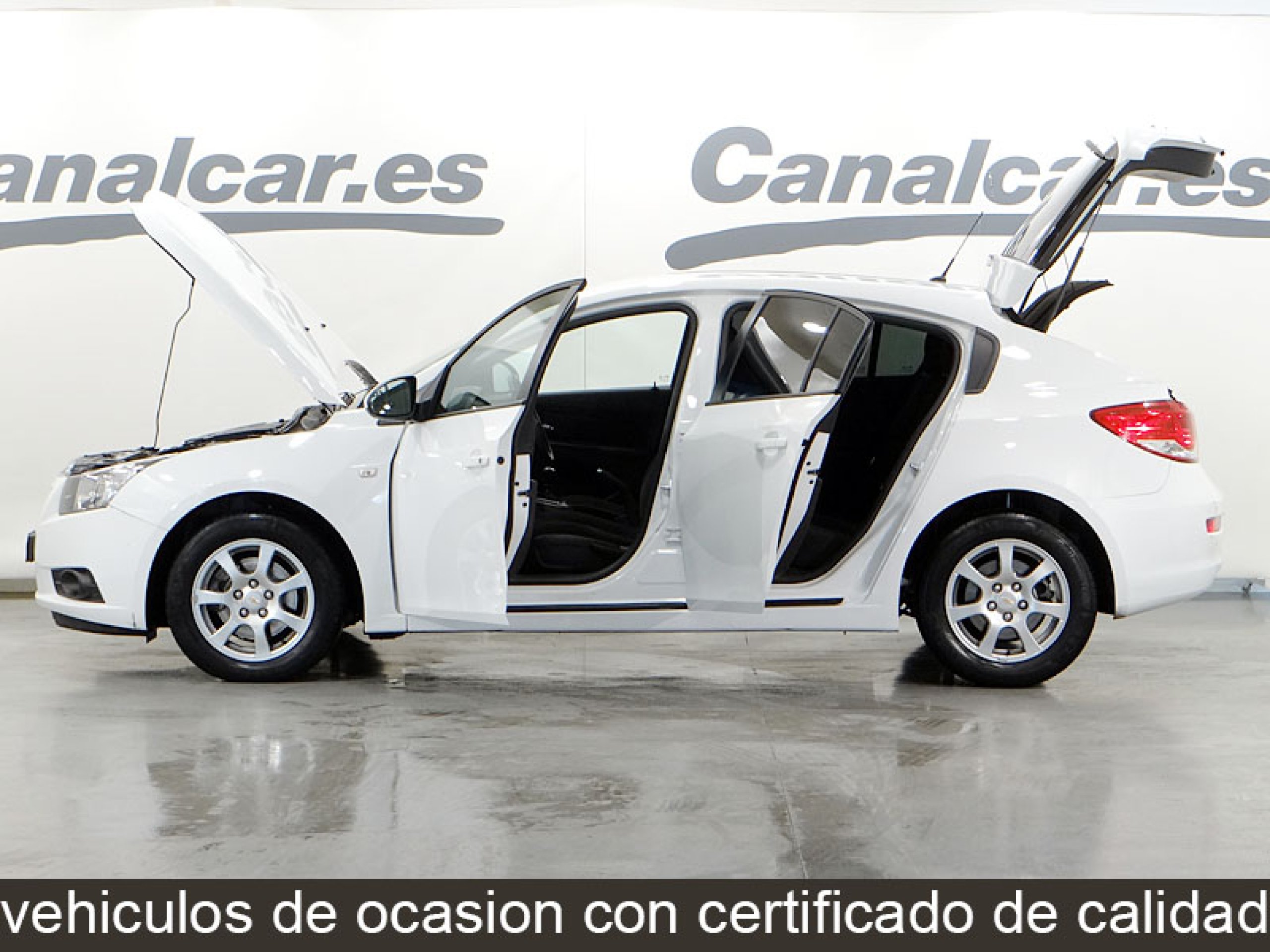 Foto Chevrolet Cruze 12