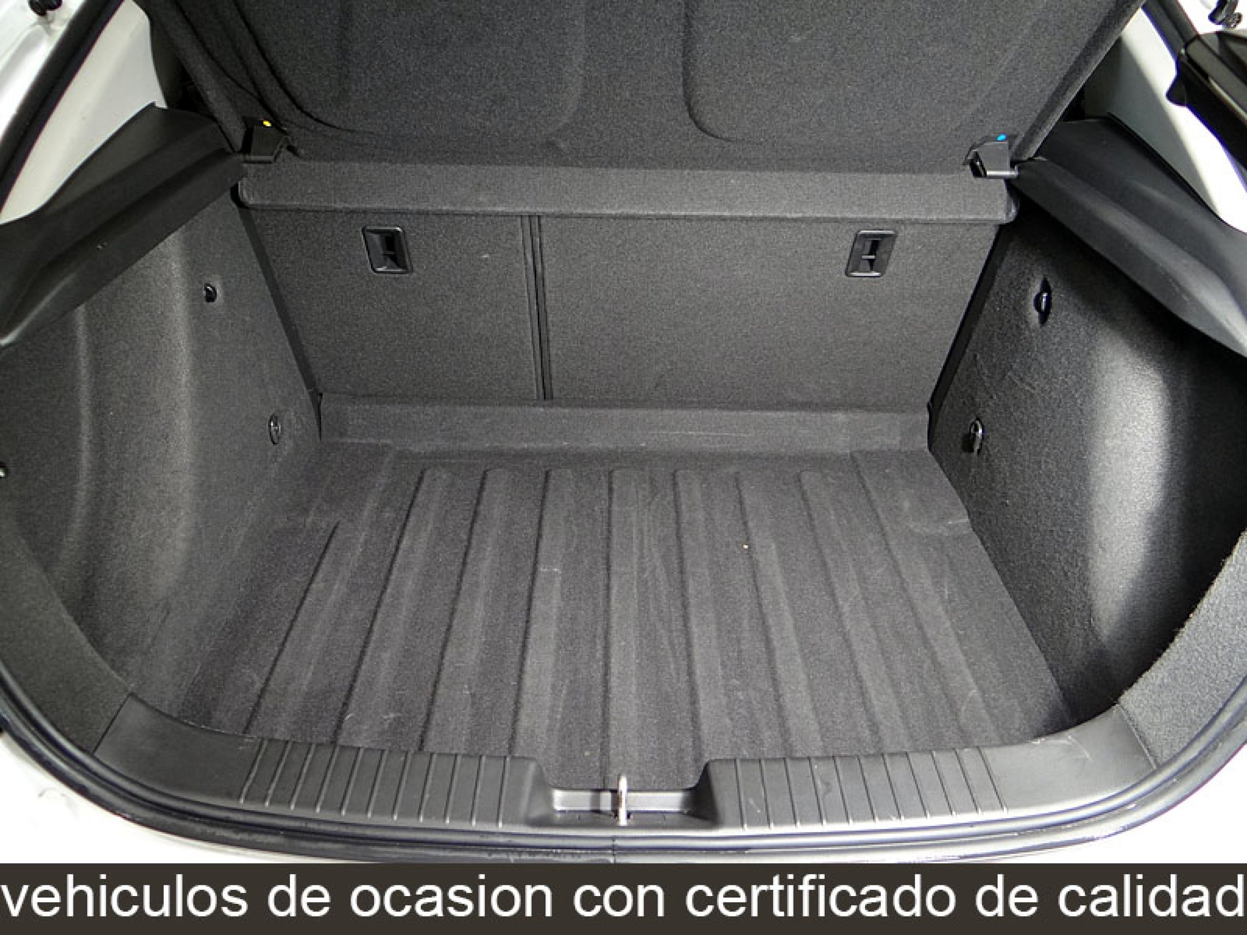 Foto Chevrolet Cruze 14