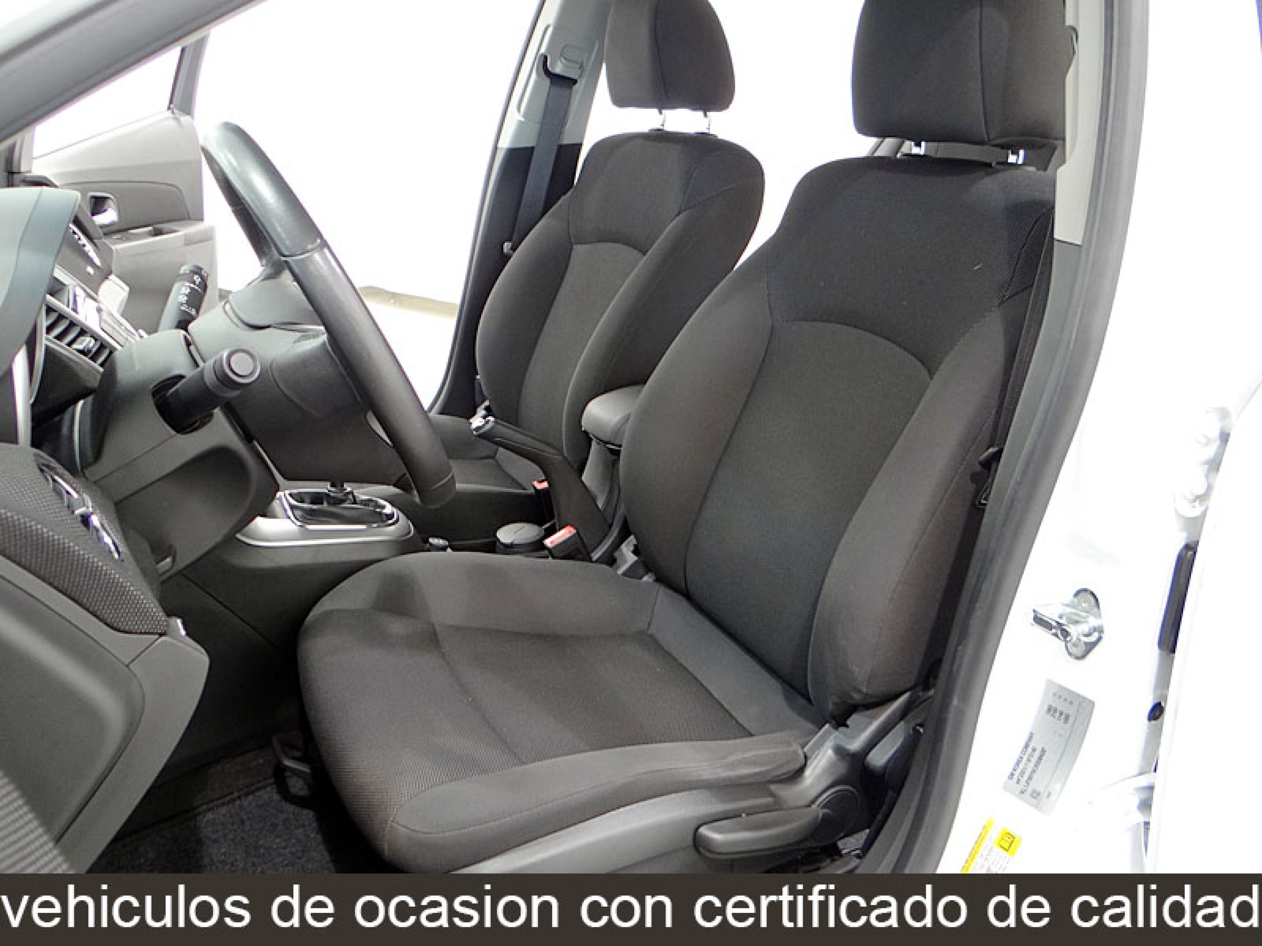 Foto Chevrolet Cruze 22