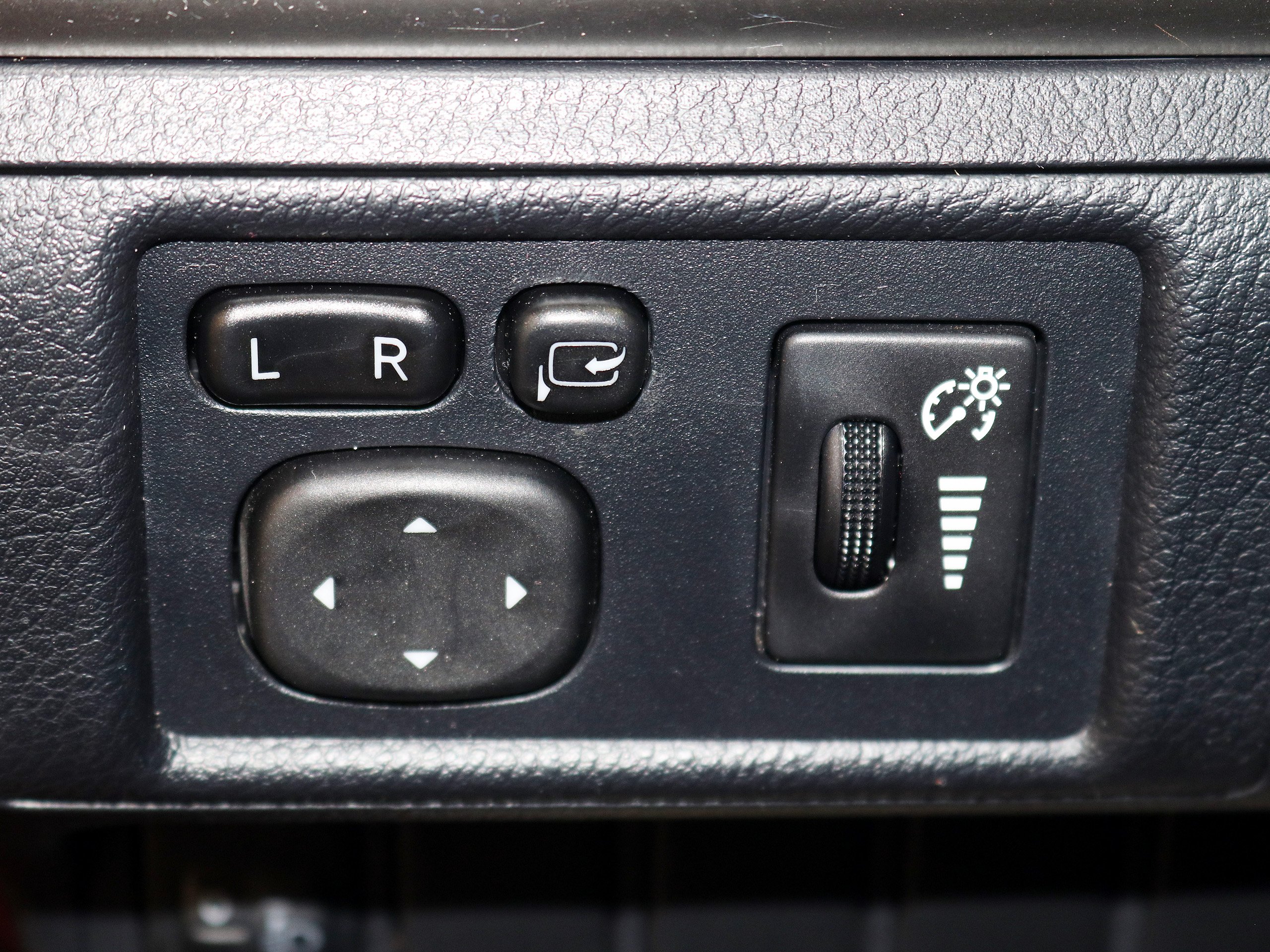 Foto Lexus CT 200h 34