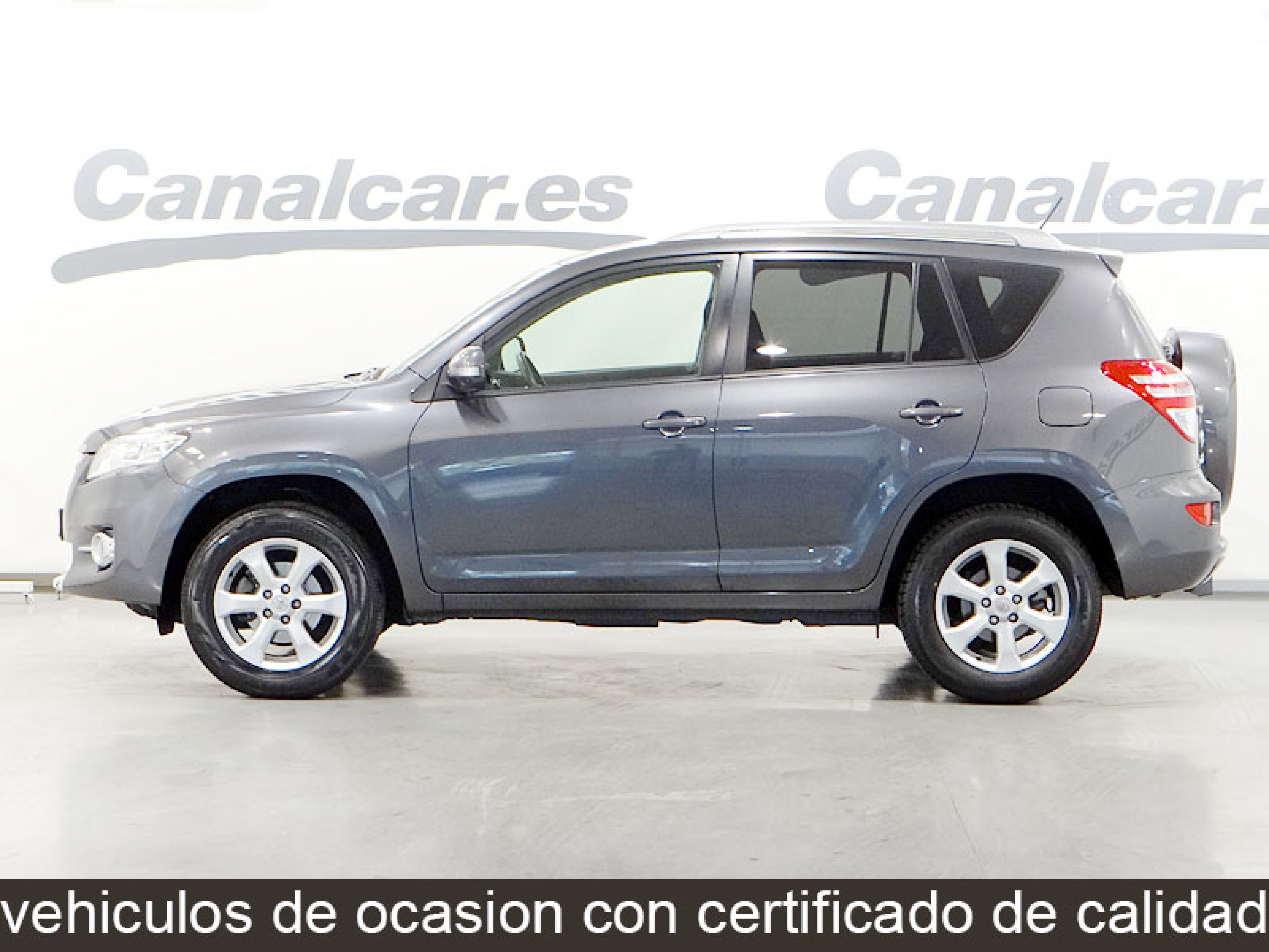 Foto Toyota RAV-4 11