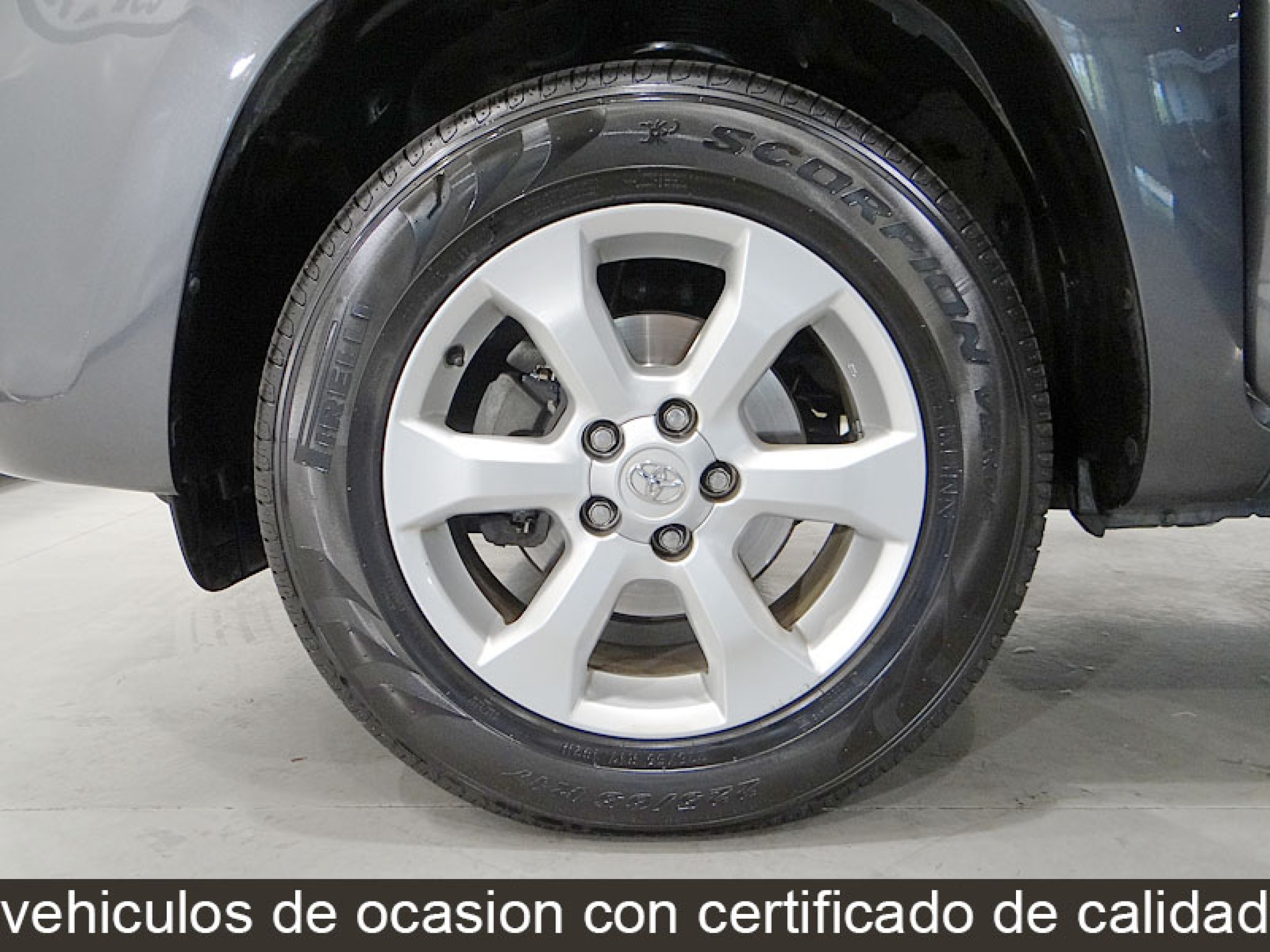 Foto Toyota RAV-4 15