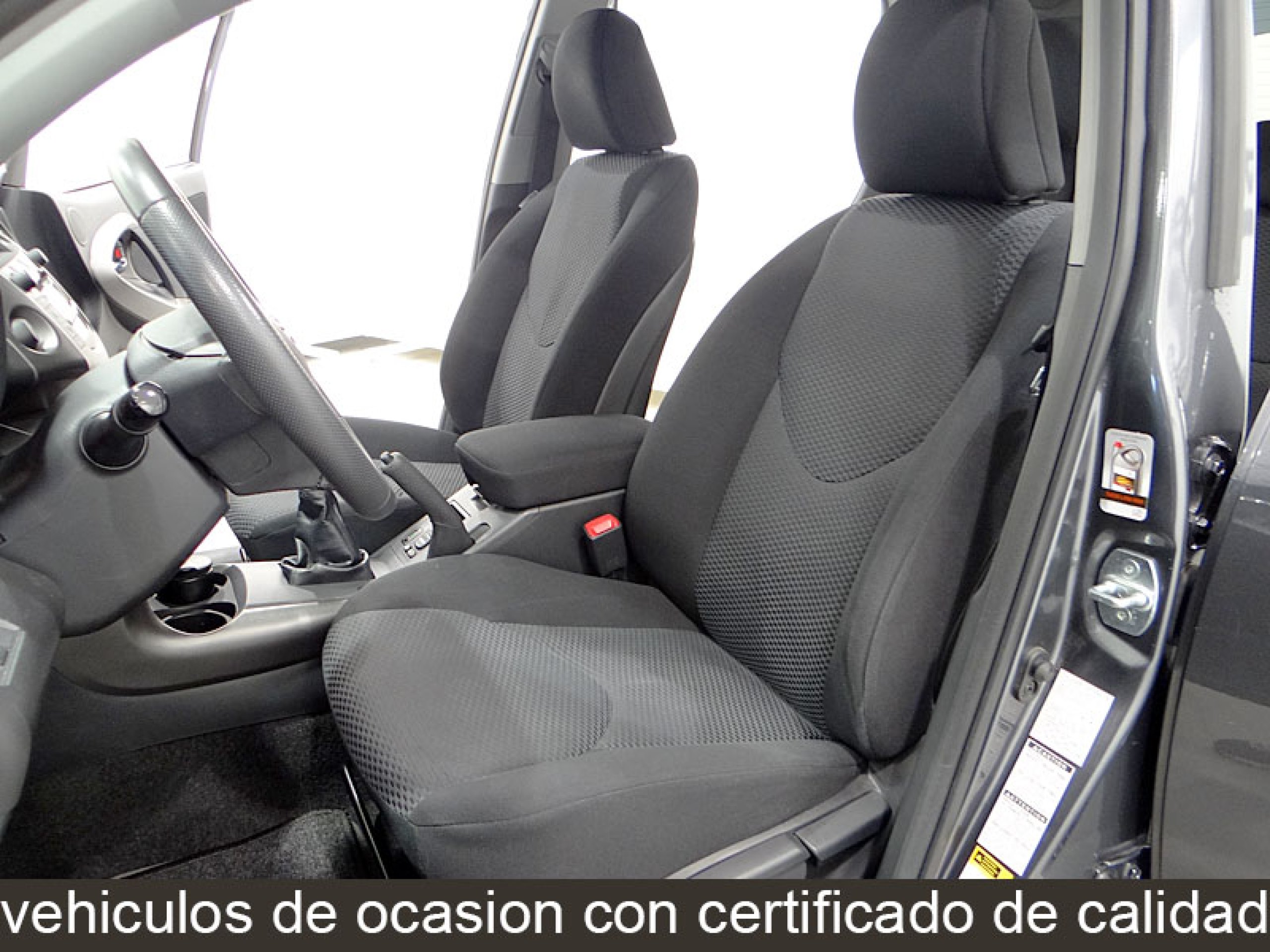 Foto Toyota RAV-4 21