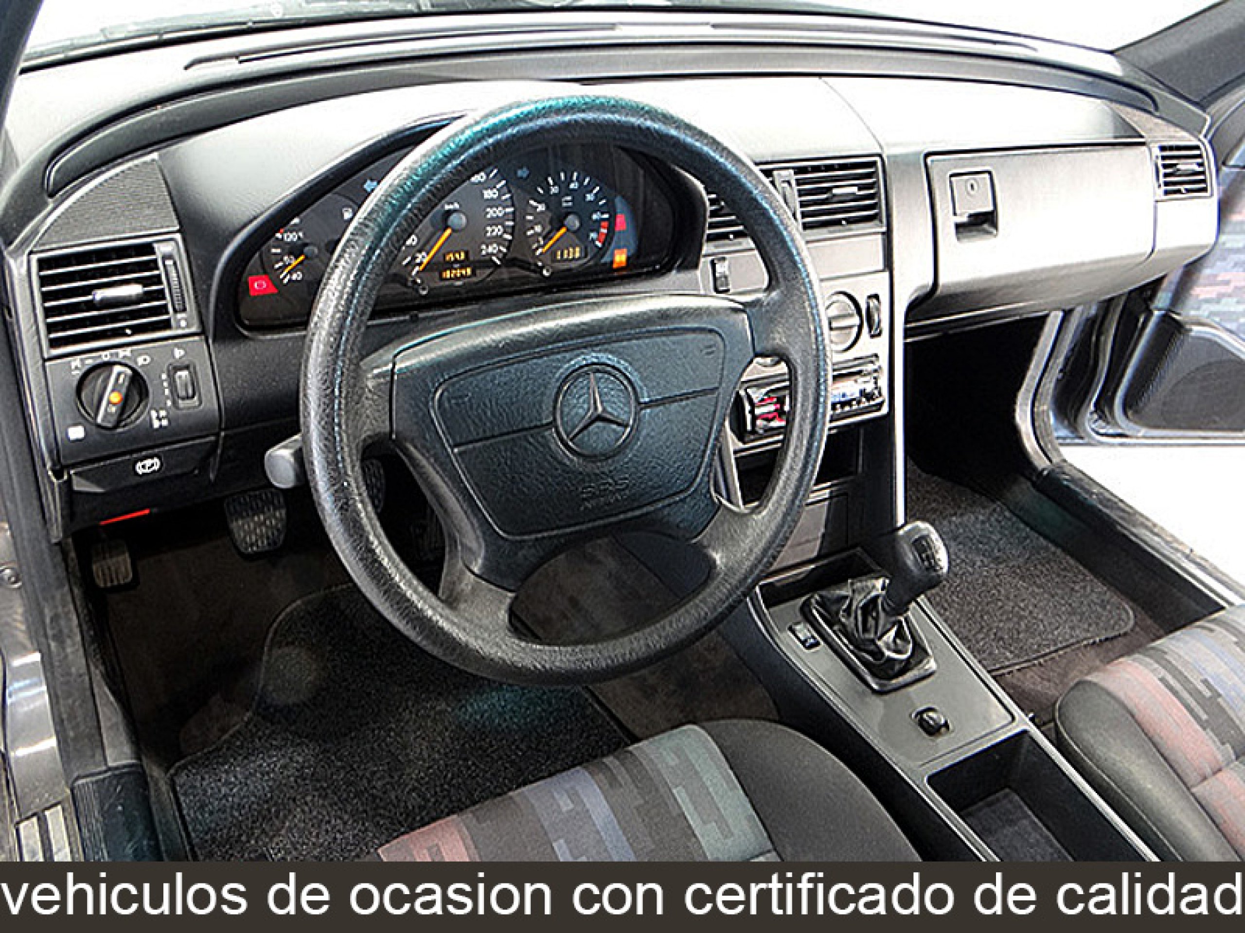 Foto Mercedes-Benz C 180 17