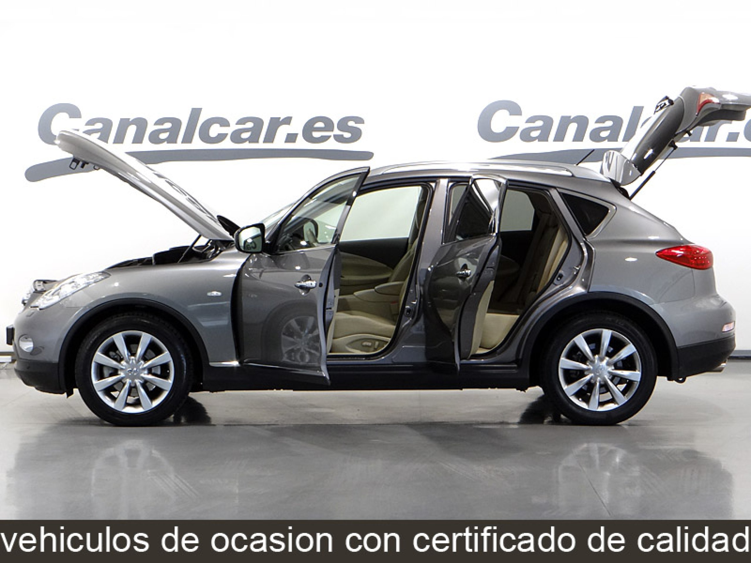 Foto Infiniti EX30 10