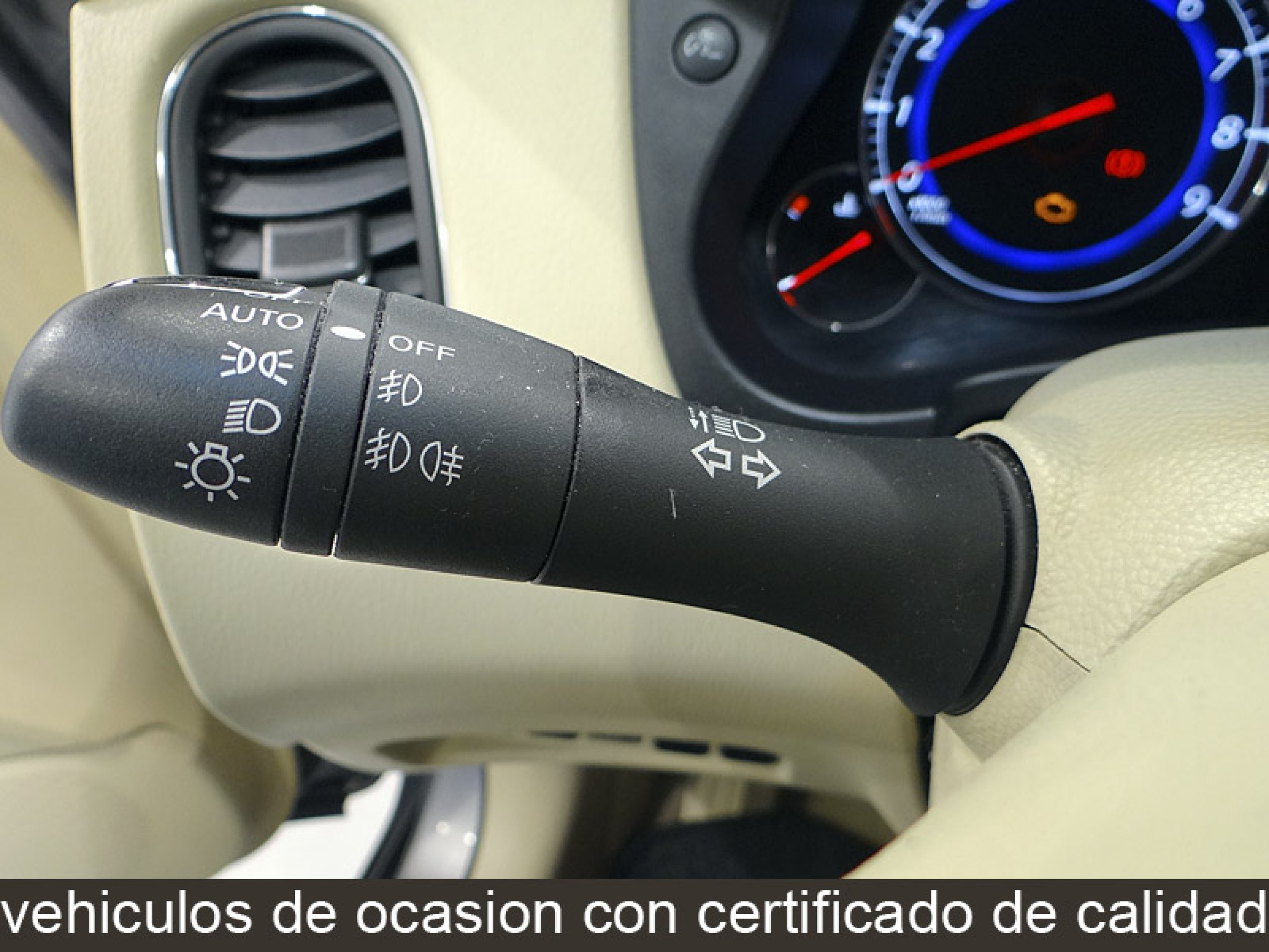 Foto Infiniti EX30 36