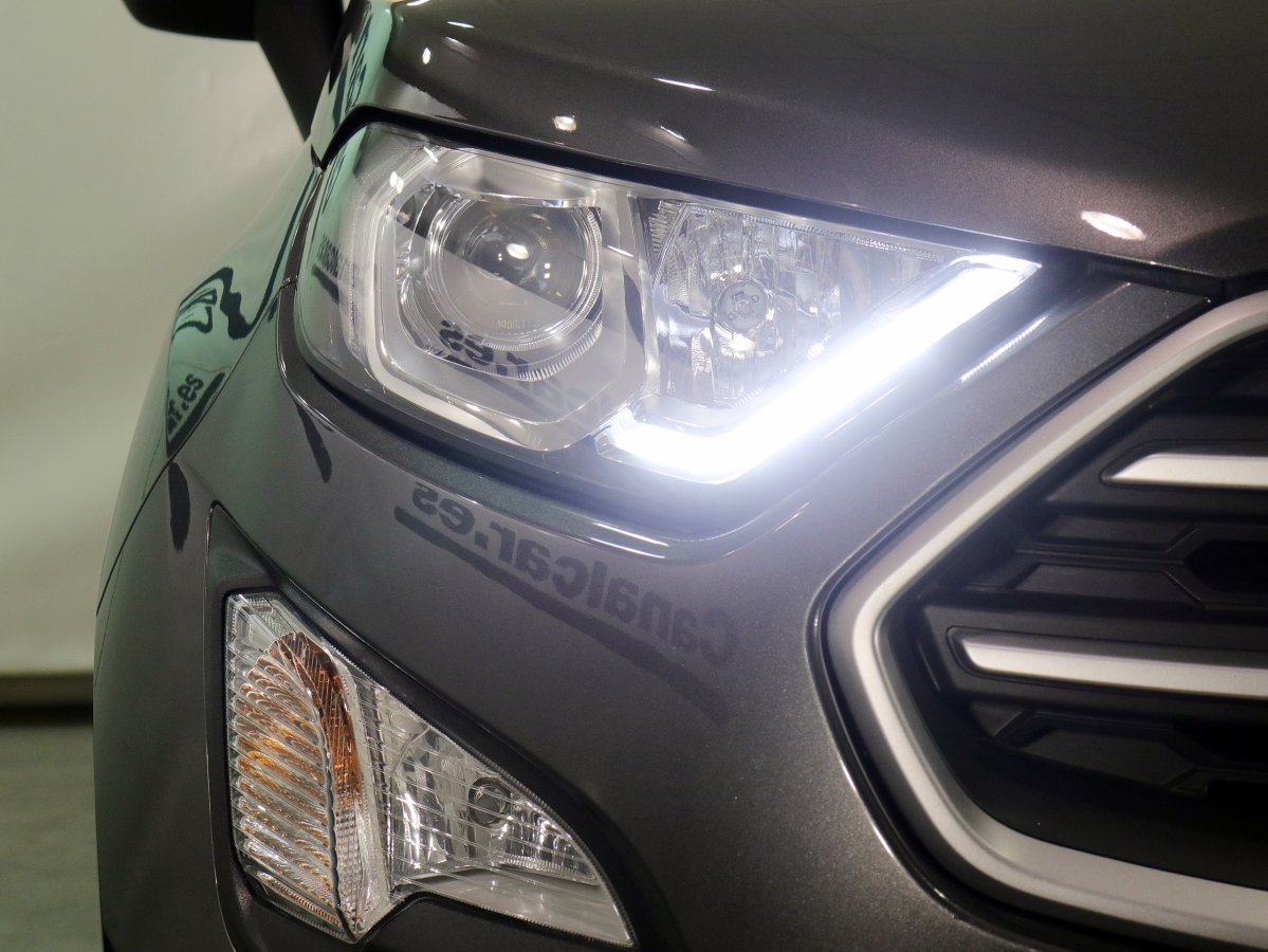 Foto Ford EcoSport 11