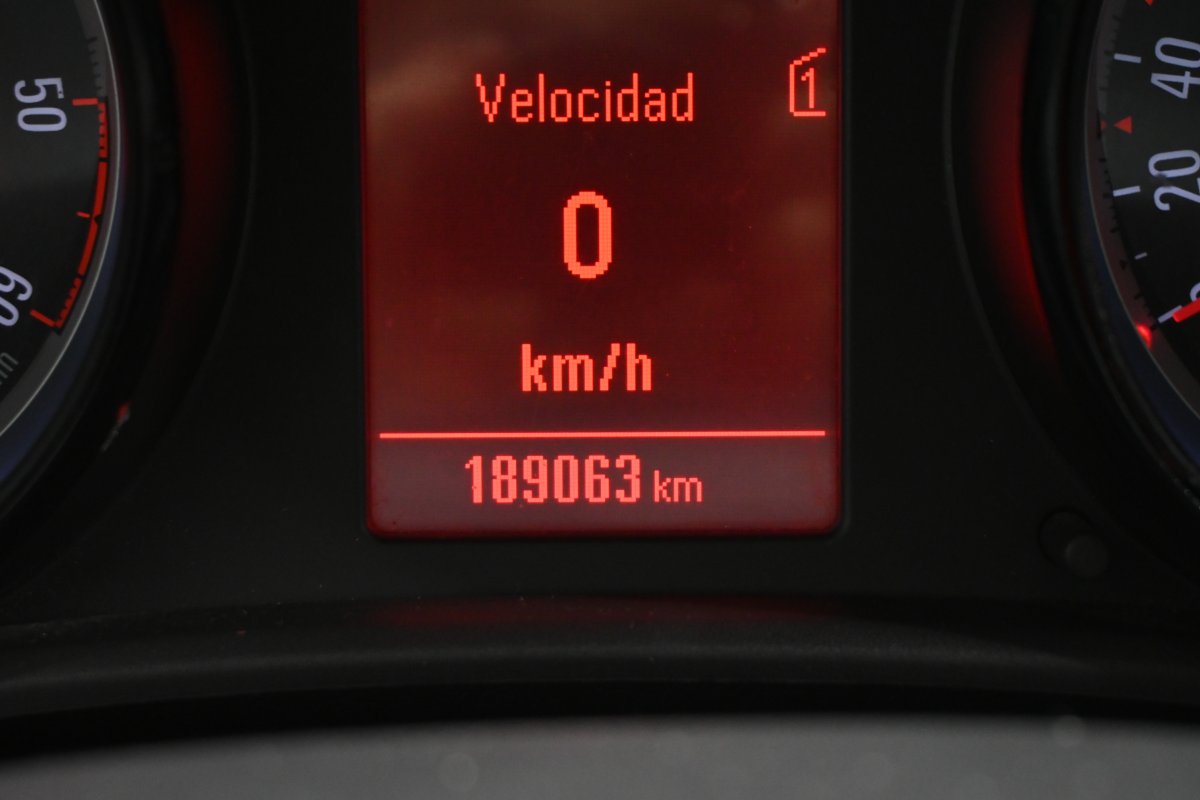 Foto Opel Astra 12
