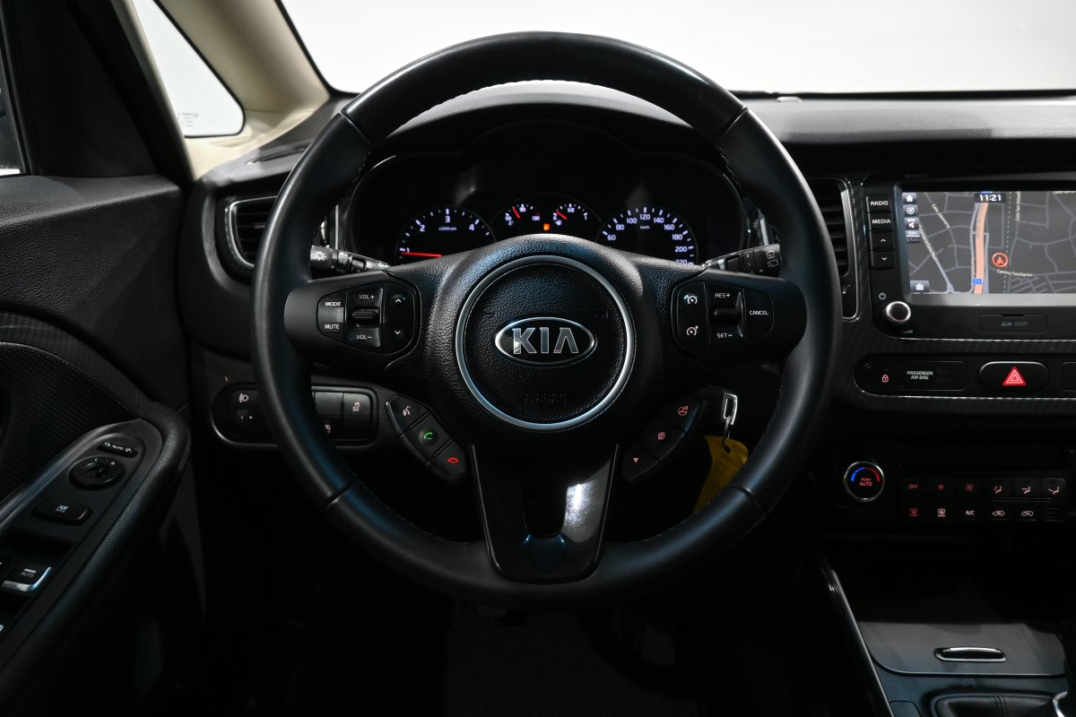 Foto Kia Carens 19