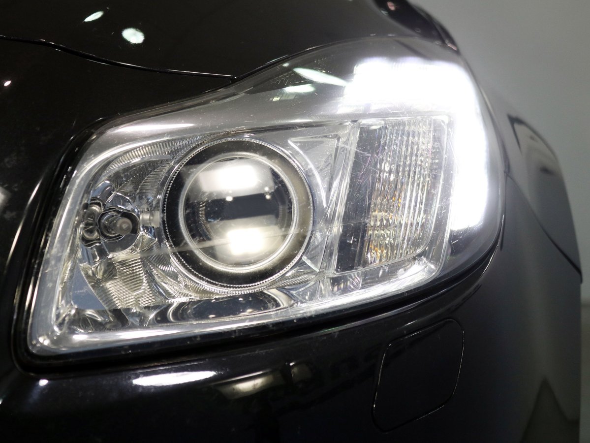 Foto Opel Insignia 10
