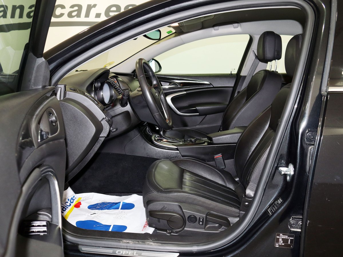 Foto Opel Insignia 12