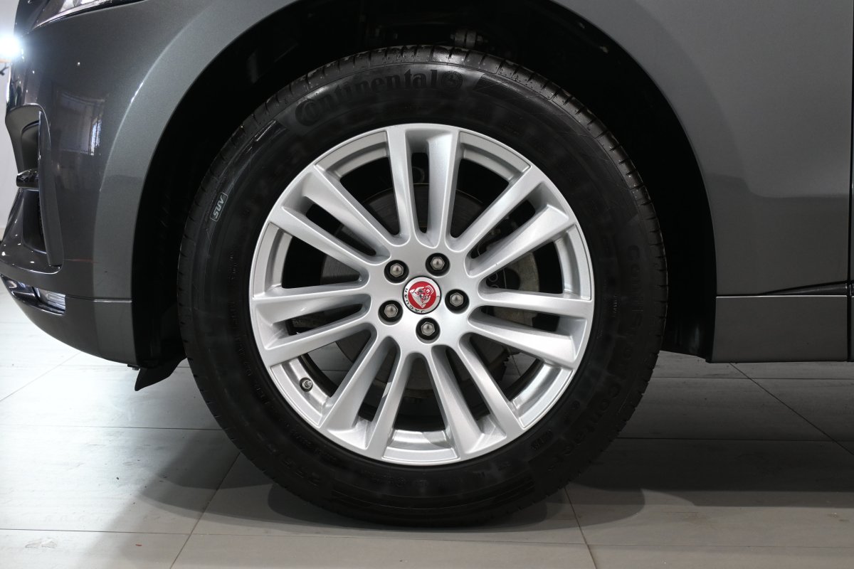 Foto Jaguar F-PACE 31