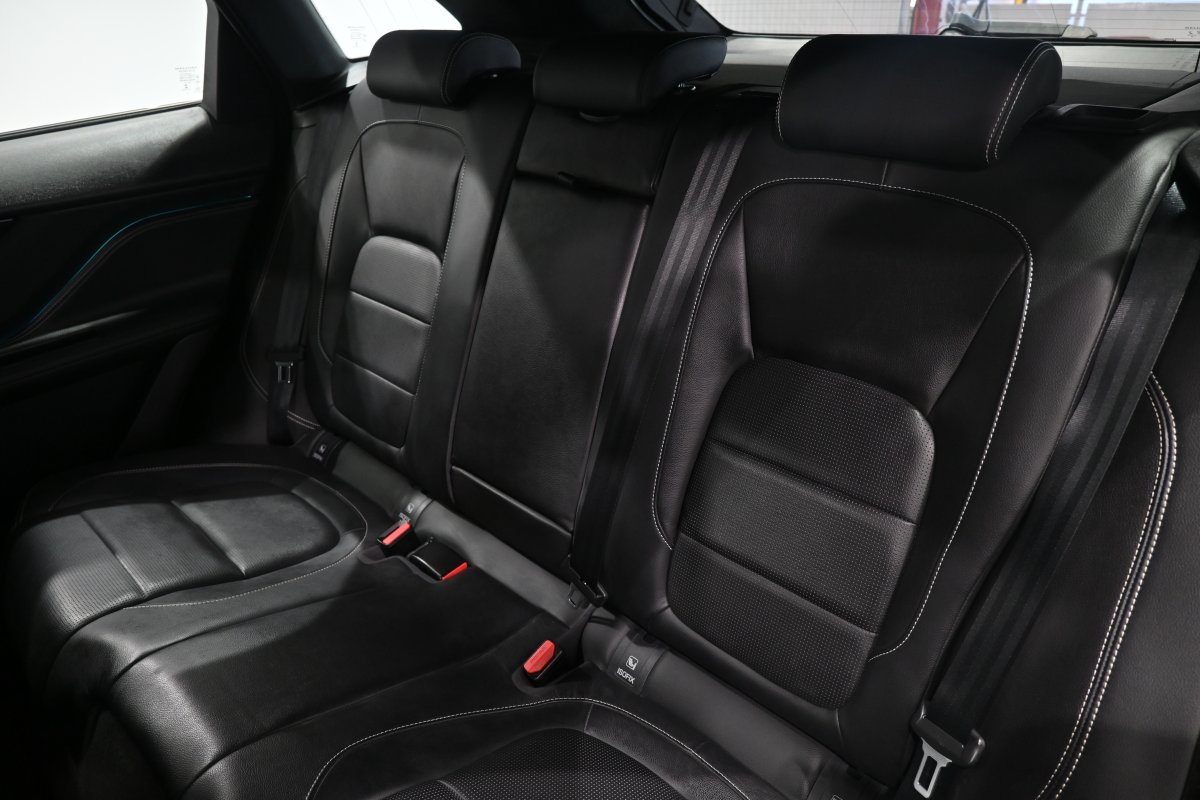 Foto Jaguar F-PACE 12