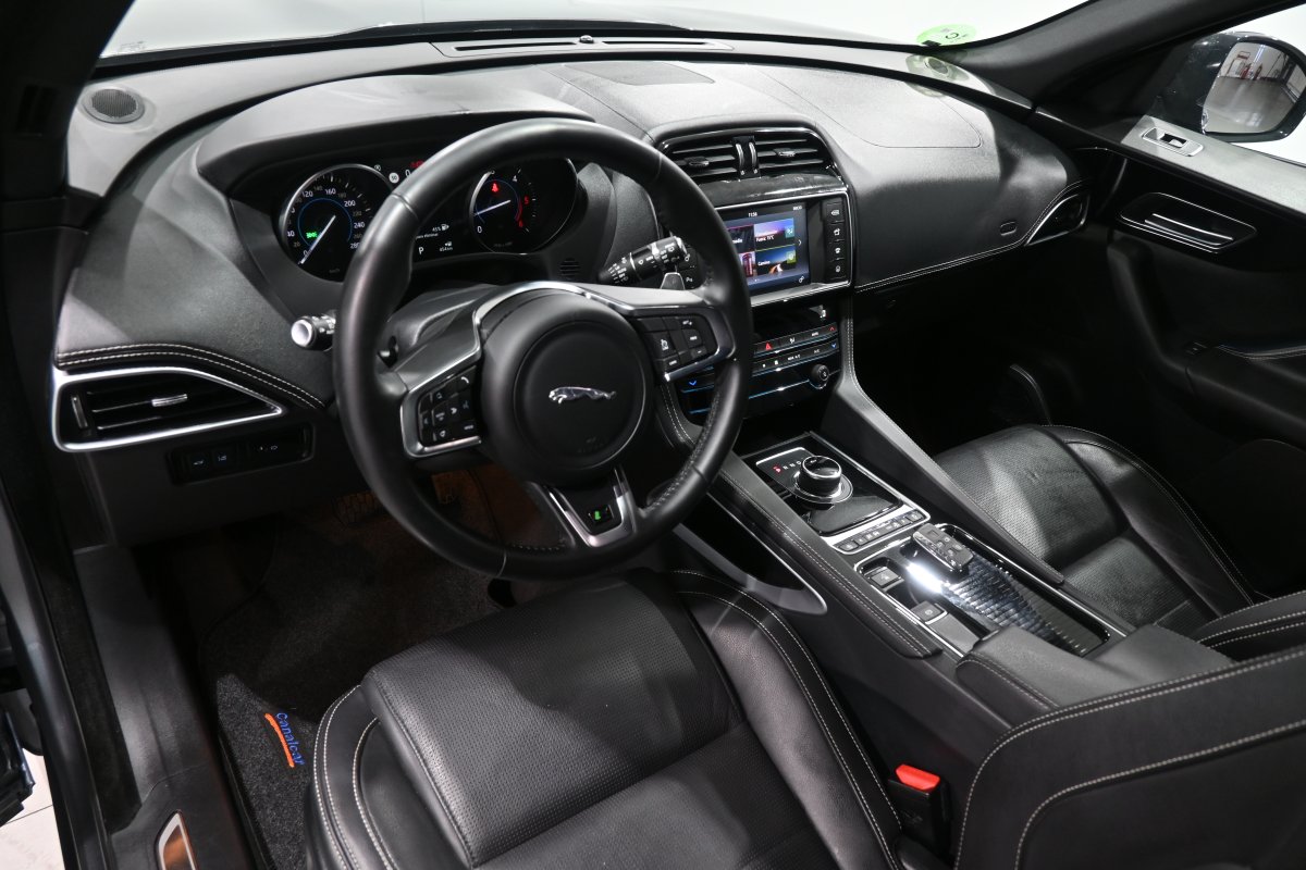 Foto Jaguar F-PACE 9