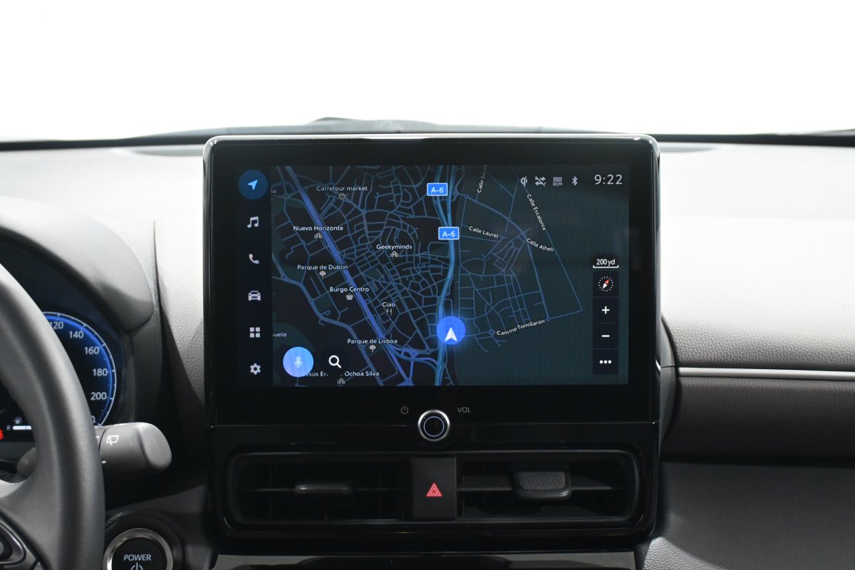 Foto Toyota YARIS CROSS  14