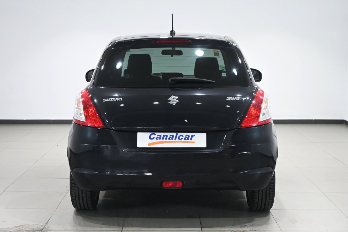 Foto Suzuki Swift 5