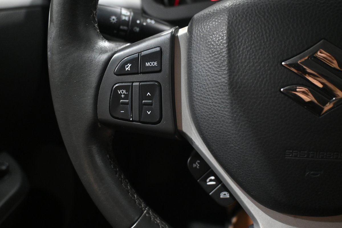 Foto Suzuki Swift 20