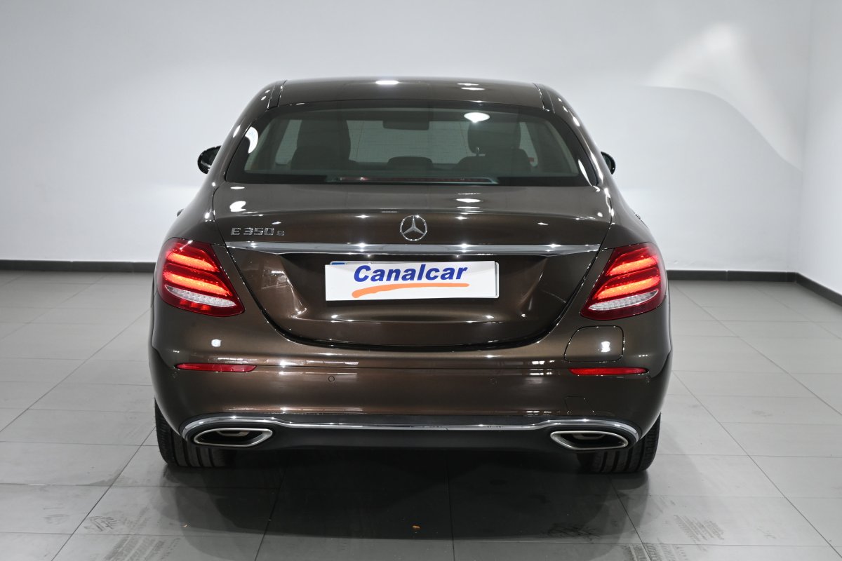 Foto Mercedes-Benz E 5