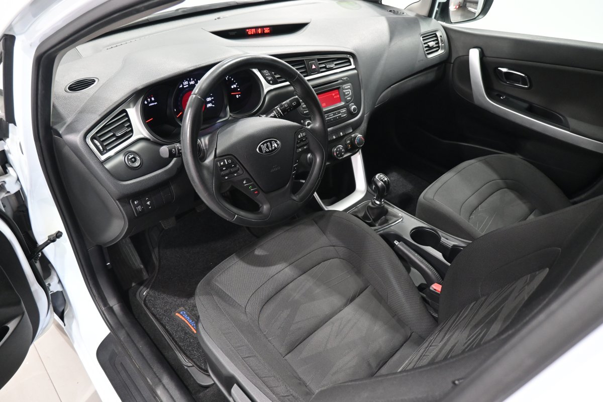 Foto Kia Ceed 9