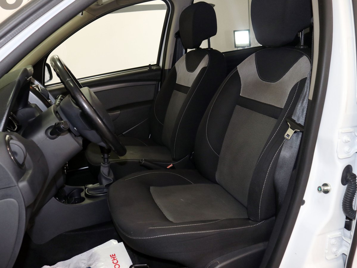 Foto Dacia Duster 11