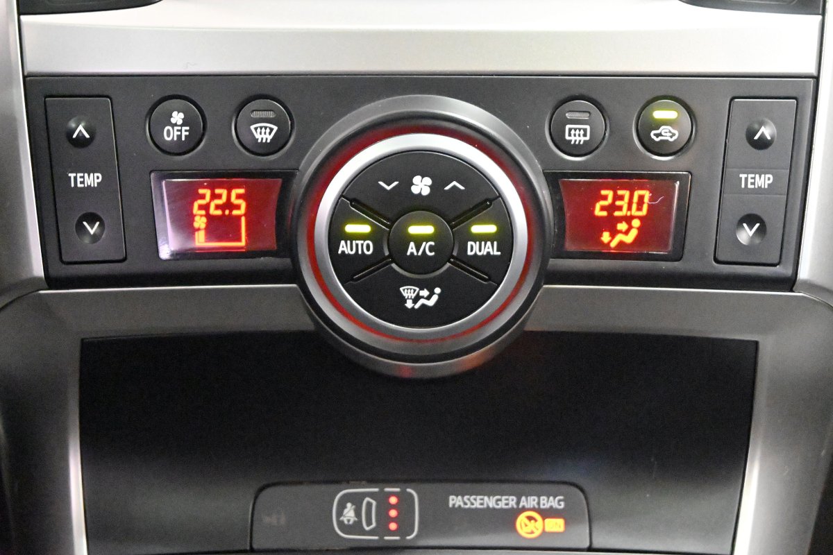 Foto Toyota Verso 16