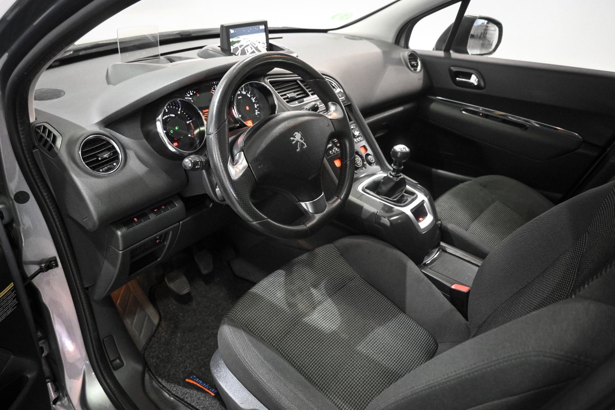 Foto Peugeot 5008 10