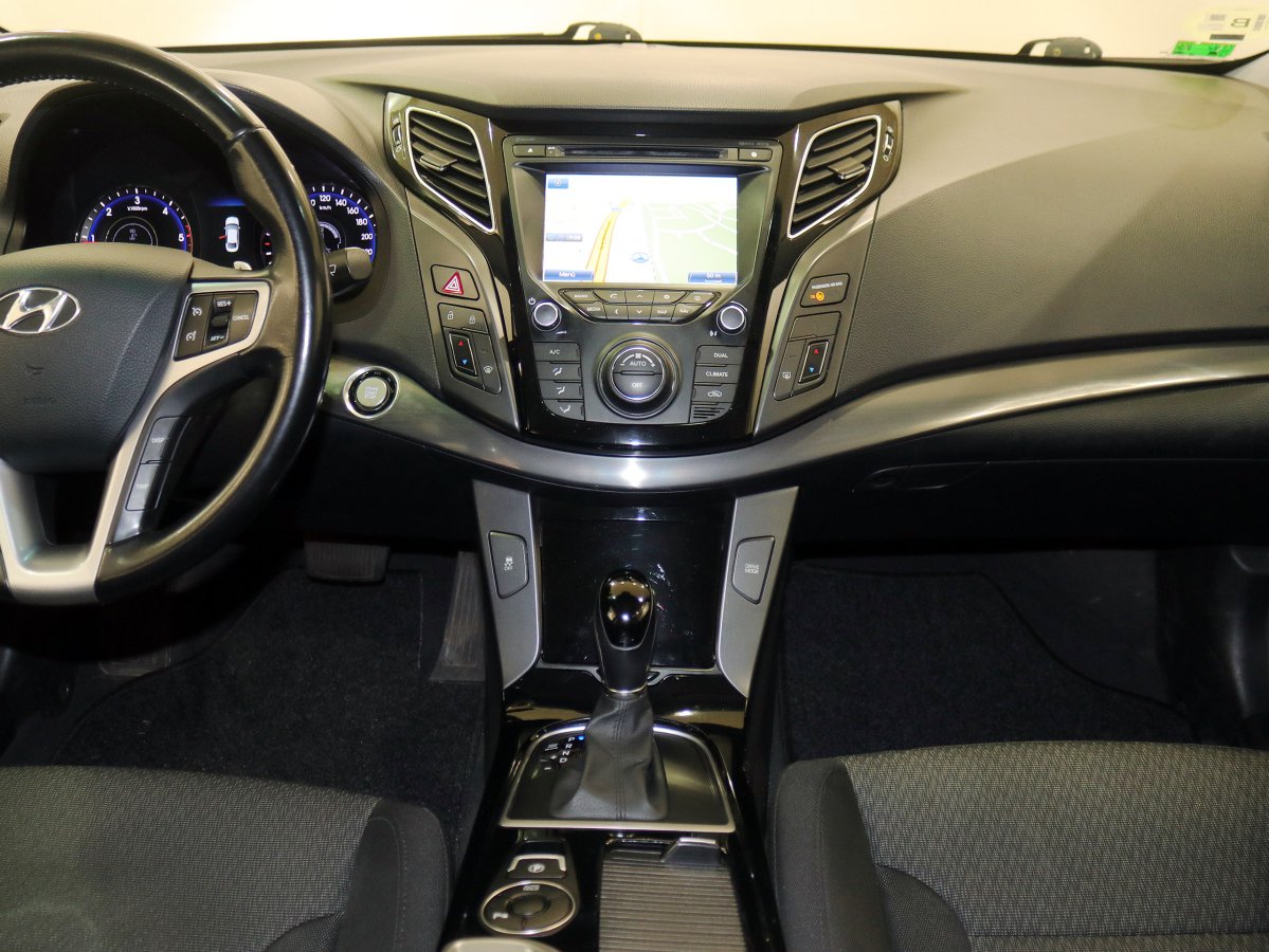 Foto Hyundai i40 23