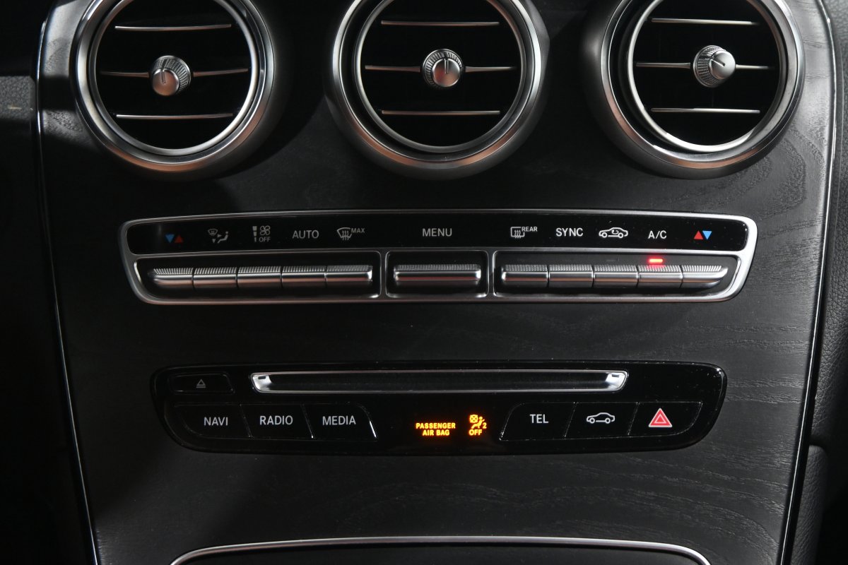 Foto Mercedes-Benz GLC 18