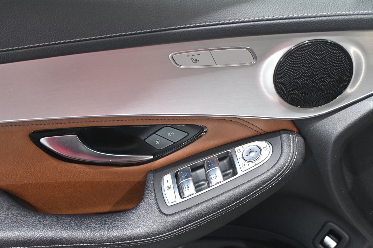 Foto Mercedes-Benz GLC 29
