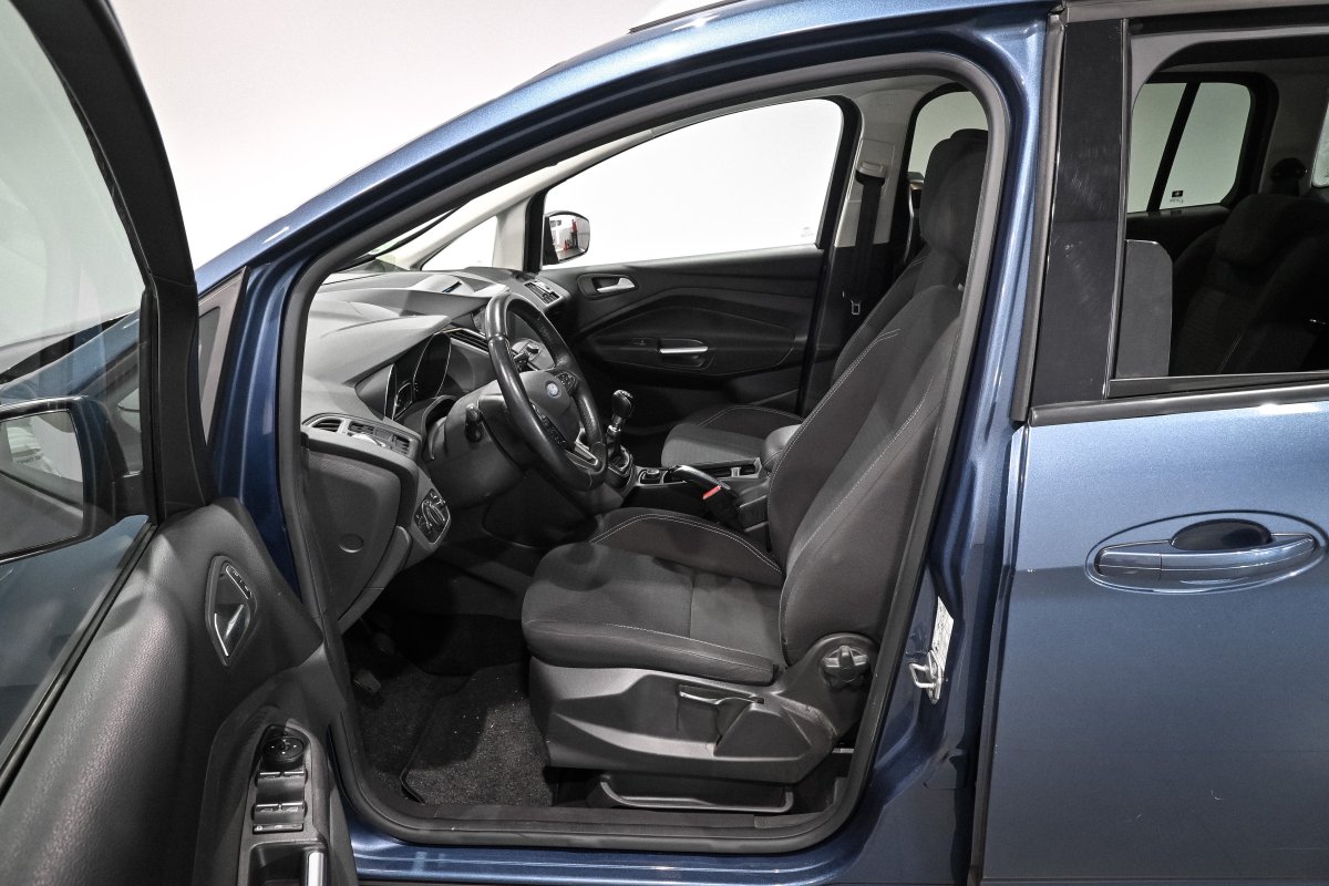 Foto Ford Grand 10