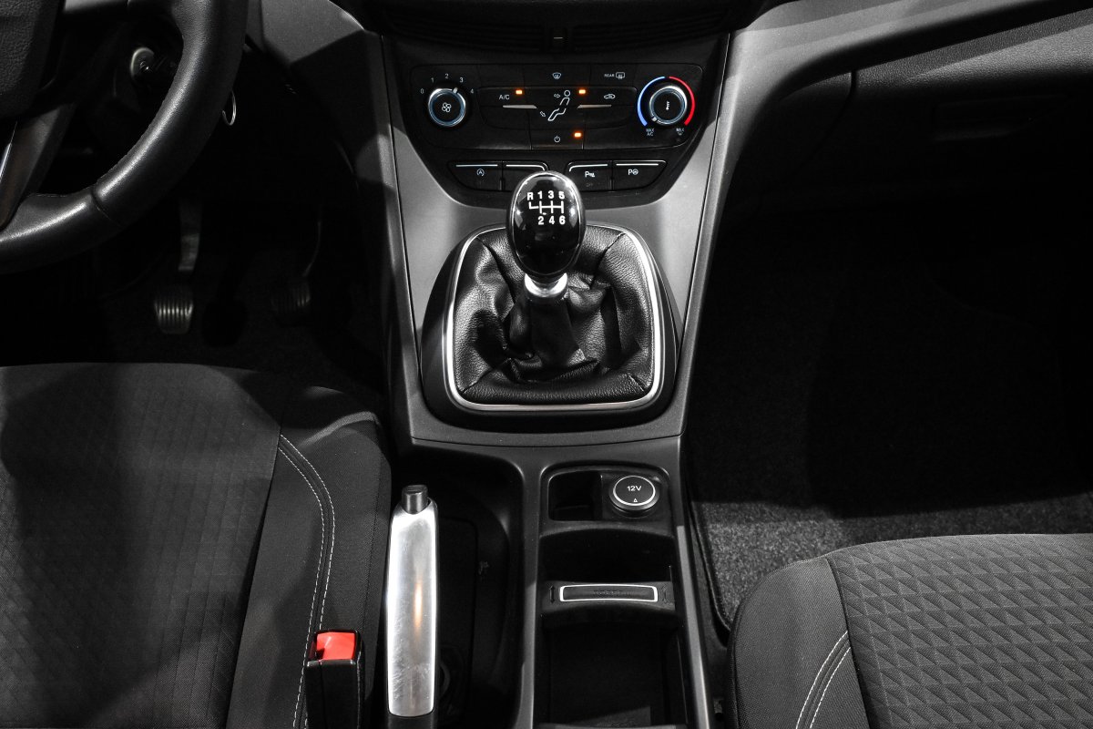 Foto Ford Grand 22
