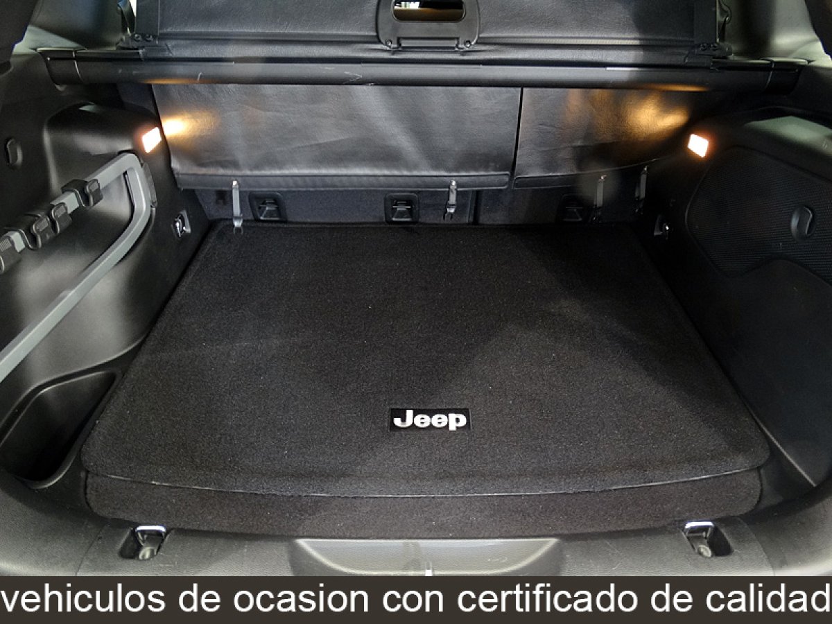 Foto Jeep Cherokee 12