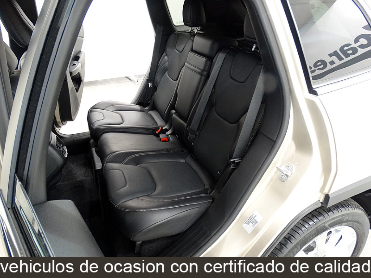 Foto Jeep Cherokee 21