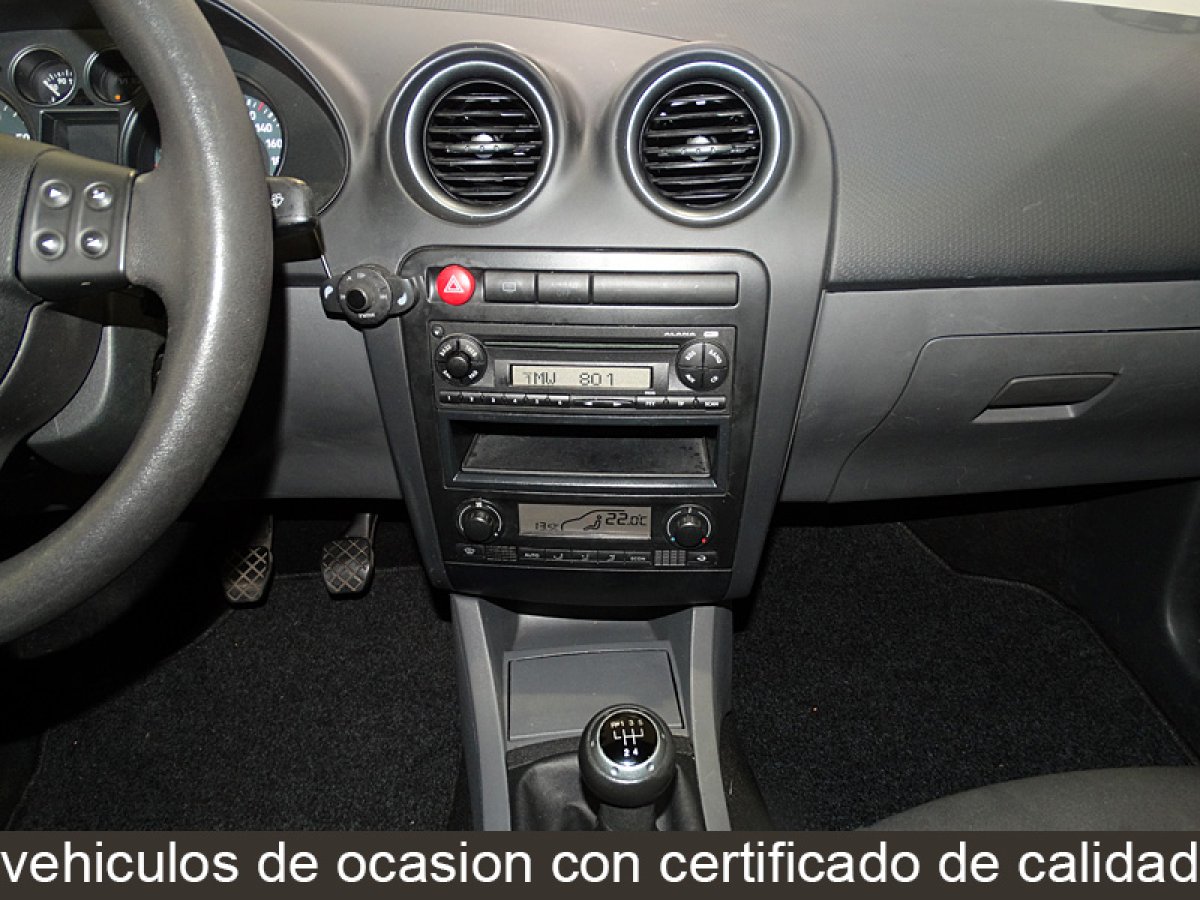 Foto Seat Ibiza 15