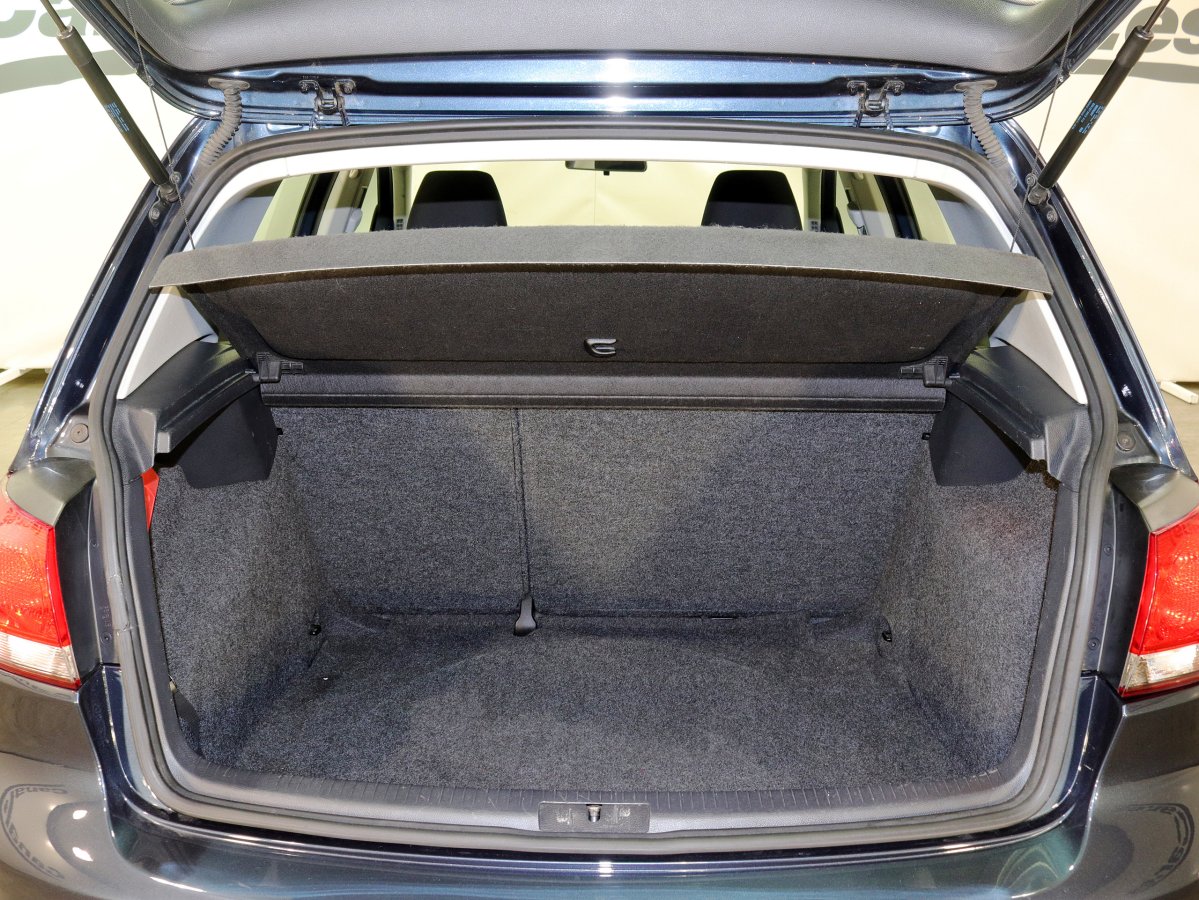 Foto Volkswagen Golf 8