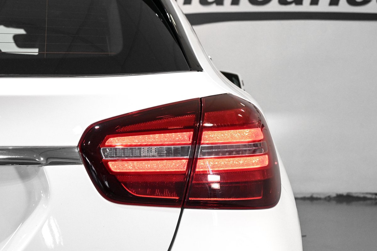 Foto Mercedes-Benz Clase GLA 11