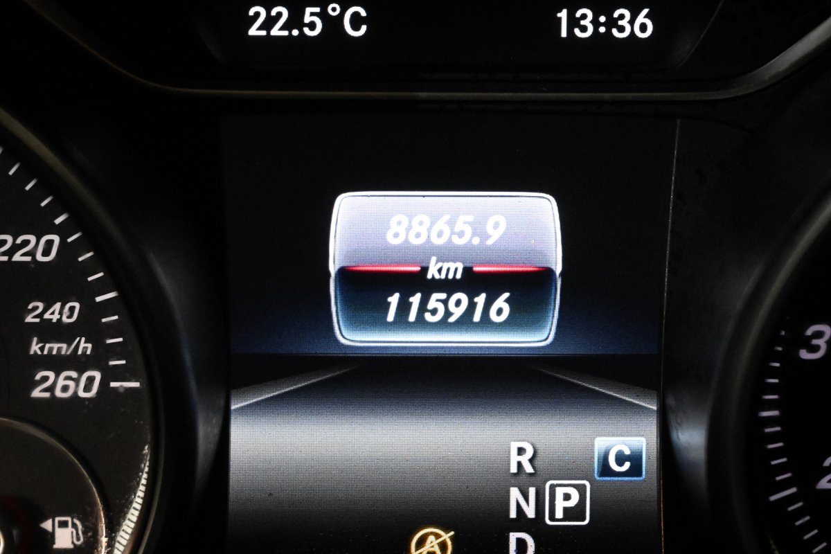 Foto Mercedes-Benz Clase GLA 17