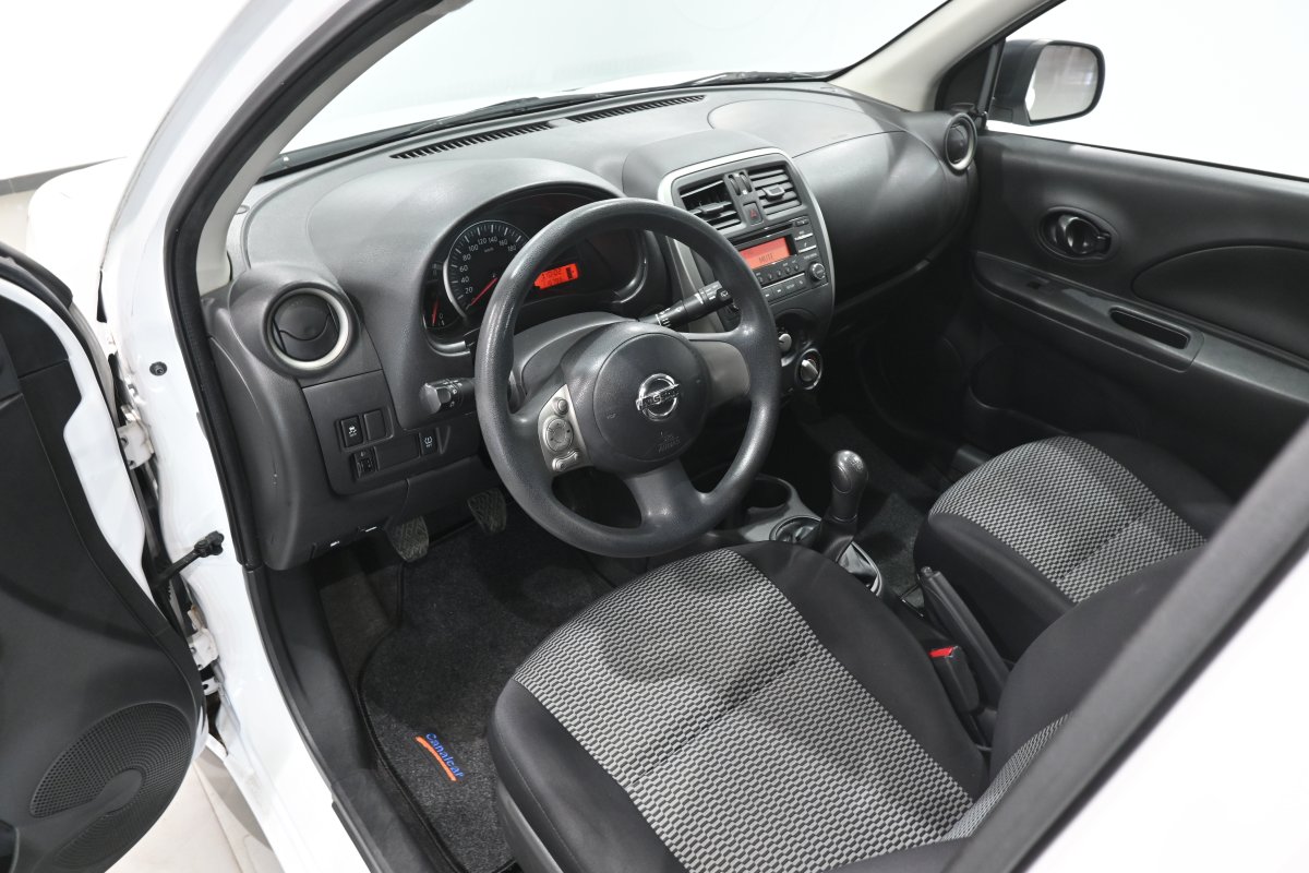 Foto Nissan Micra 9