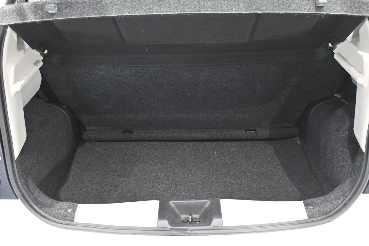 Foto Nissan Micra 8