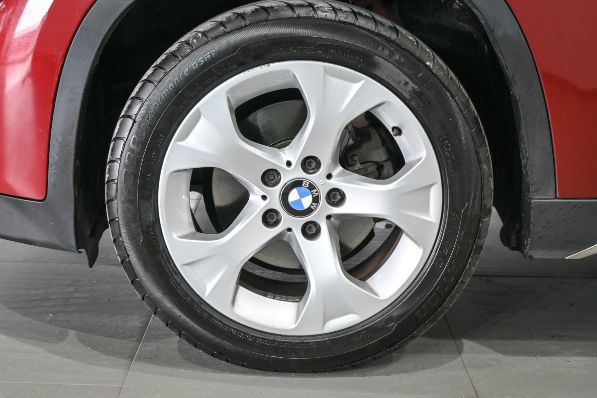 Foto Bmw X1 25