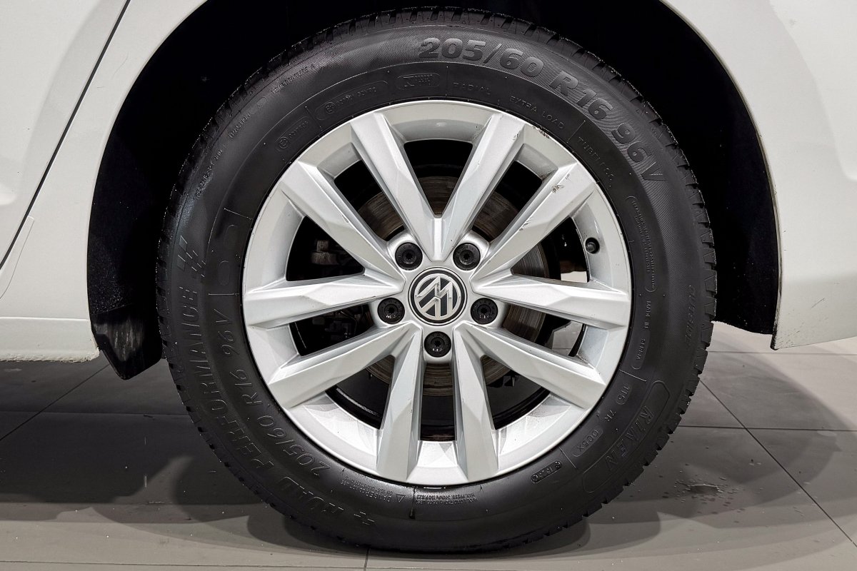 Foto Volkswagen Touran 28