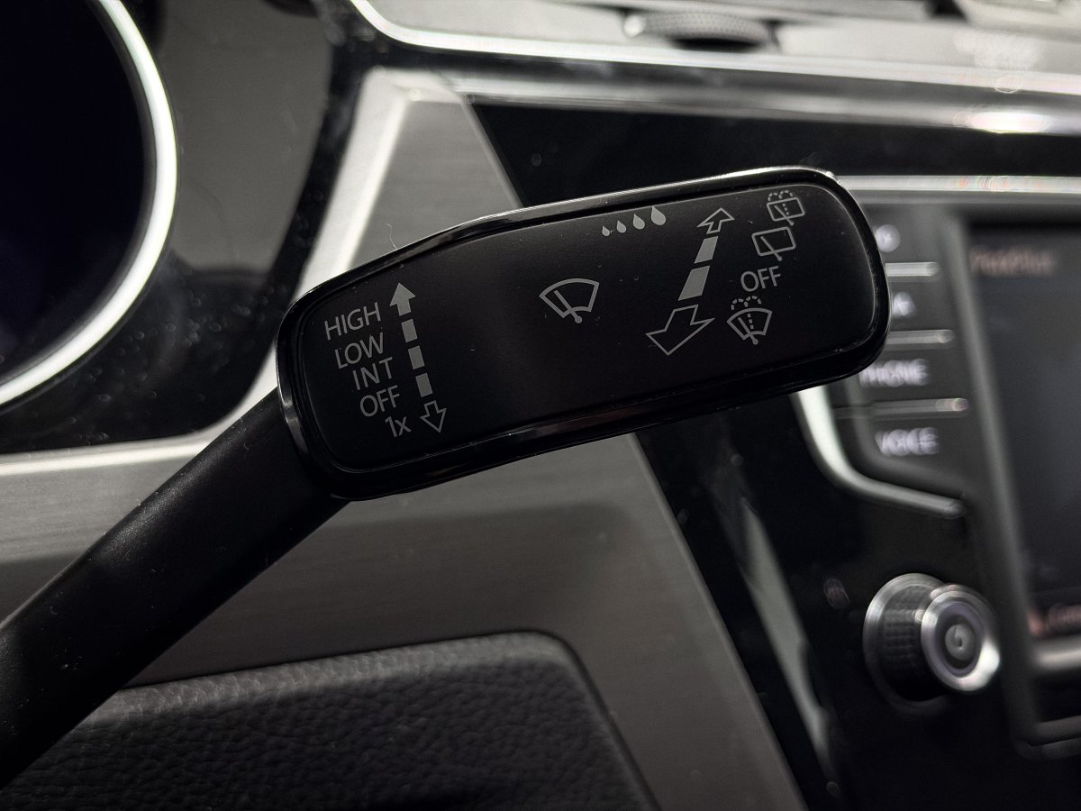 Foto Volkswagen Touran 25