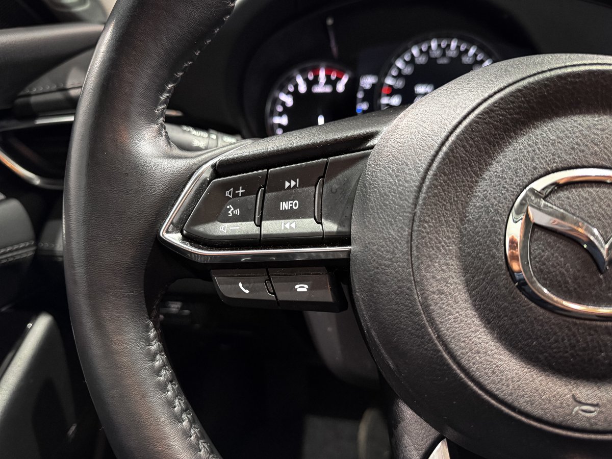 Foto Mazda Mazda6 21