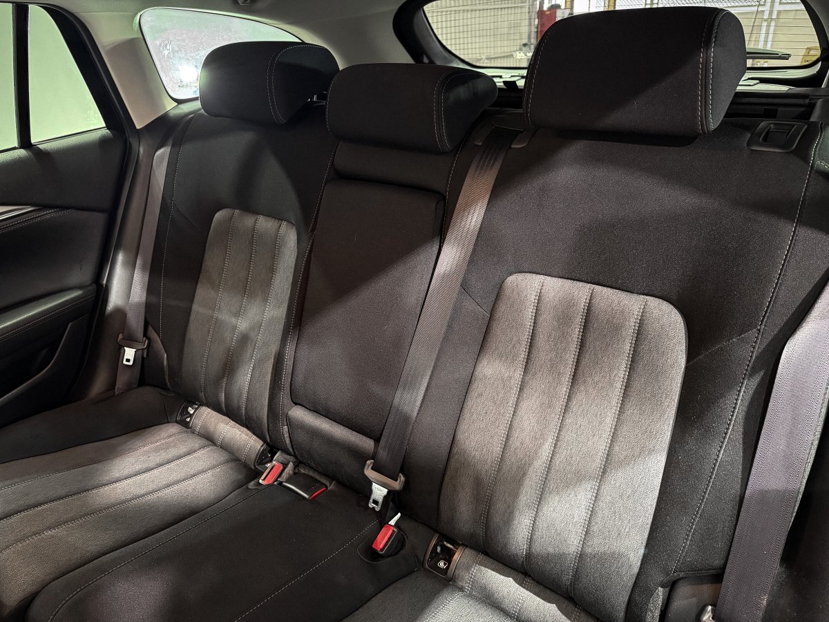 Foto Mazda Mazda6 12