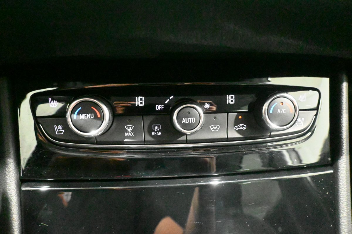 Foto Opel Grandland 15