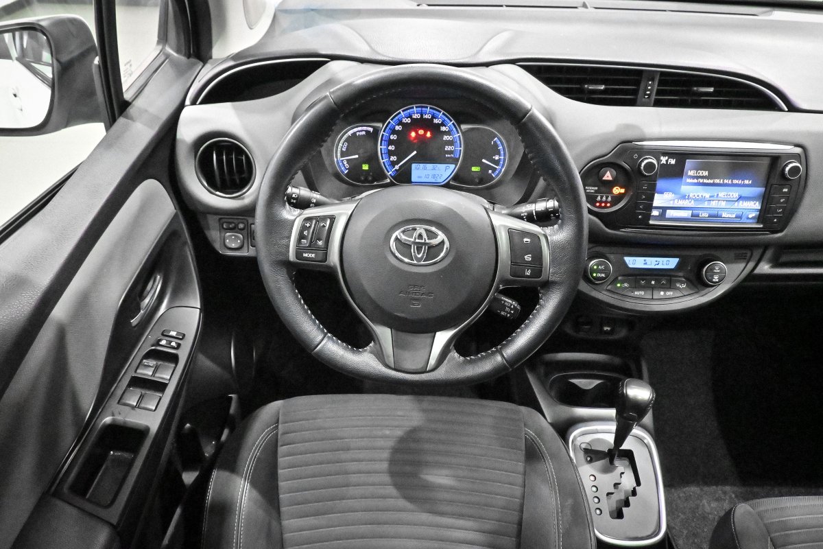 Foto Toyota Yaris 19